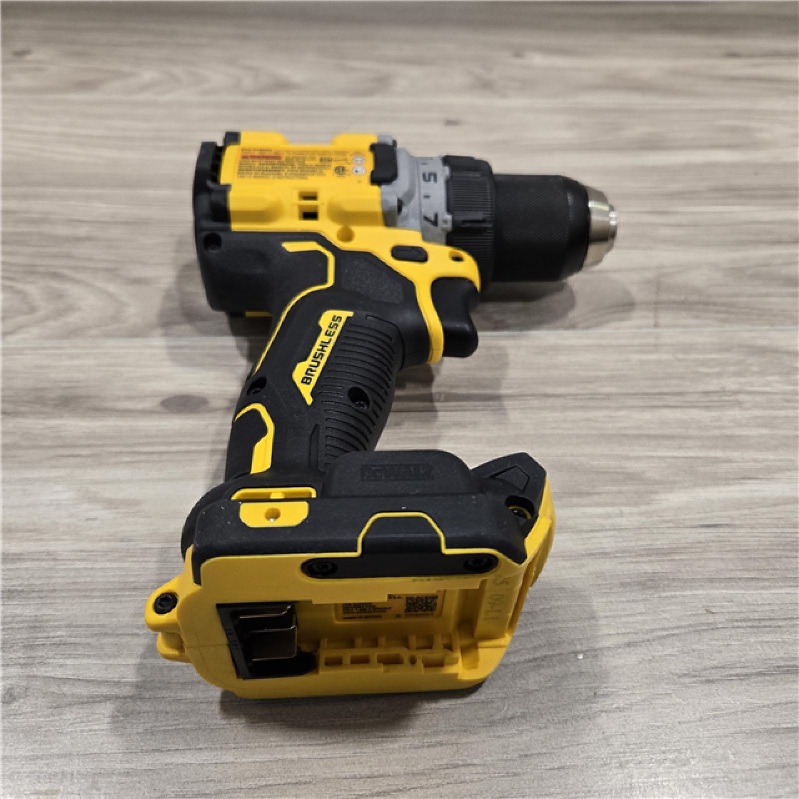 AS-IS DEWALT 20V MAX XR Cordless Drill/Driver Kit