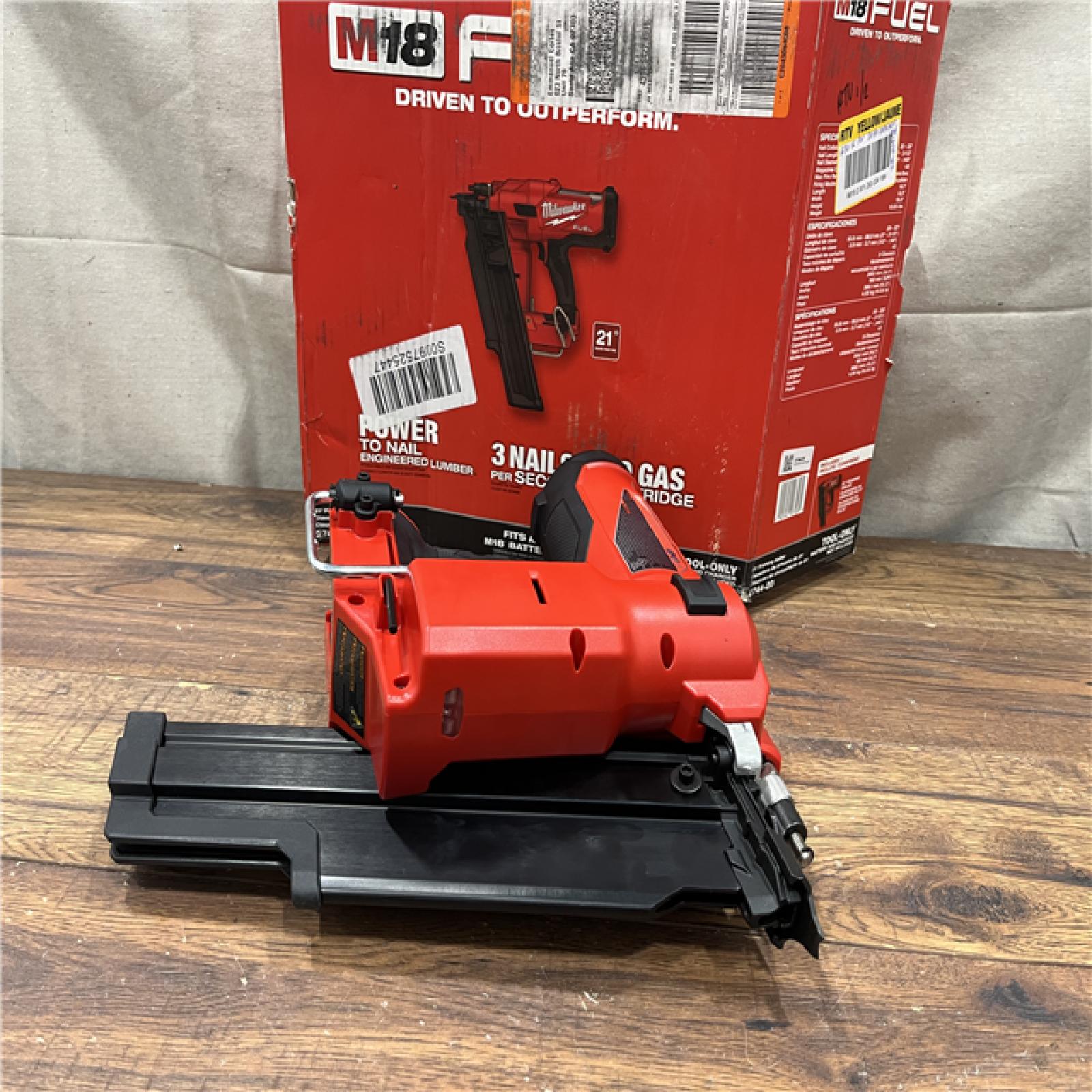 AS-IS Milwaukee 2744-20 M18 FUEL 21-Degree Cordless Framing Nailer (Tool Only)