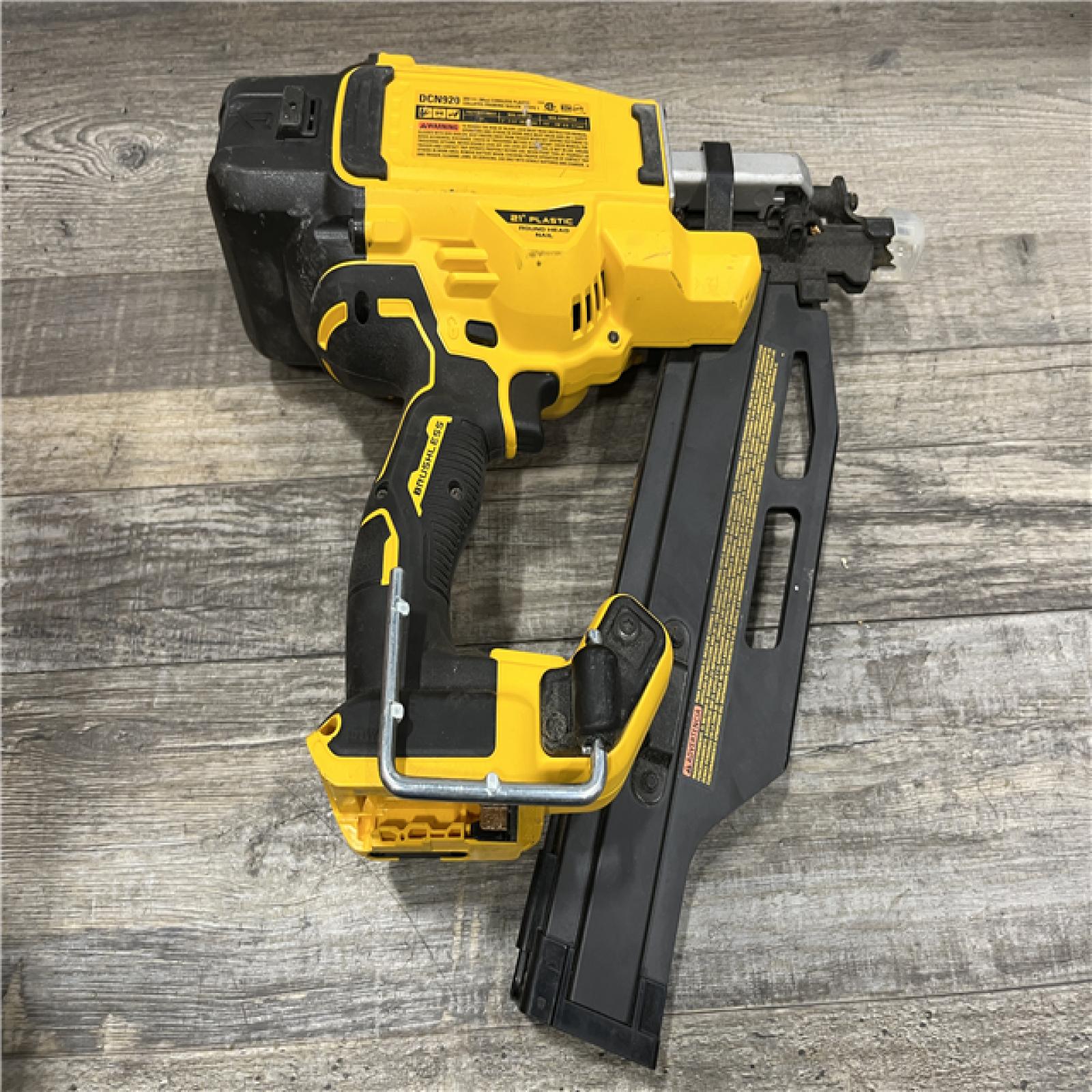 AS-IS DEWALT 20-Volt 21° Cordless Framing Nailer (Tool-Only)