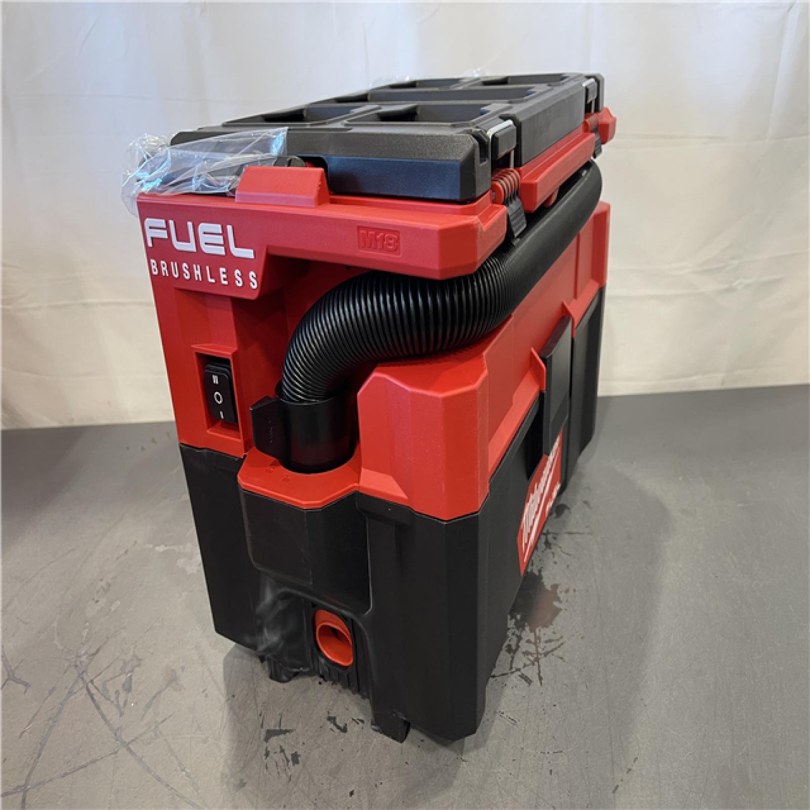 AS-IS - MILWAUKEE M18 FUEL PACKOUT 18-Volt Lithium-Ion Cordless 2.5 Gal. Wet/Dry Vacuum
