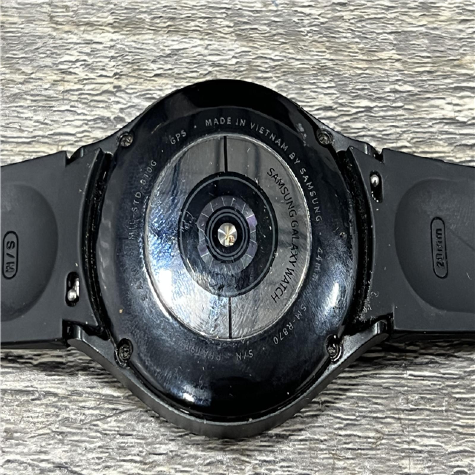 AS-IS SAMSUNG Galaxy Watch 4 44mm Bluetooth - SM-R870
