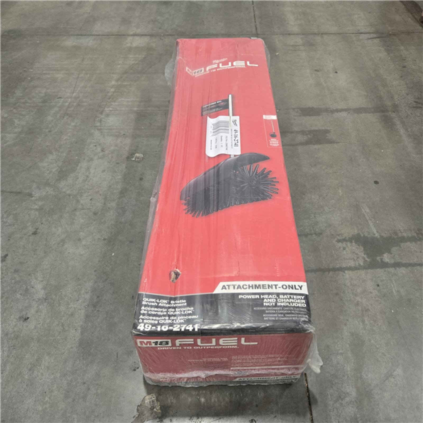 NEW! - Milwaukee M18 FUEL Quik-Lok Professional Grade 48.75 in. L Brush Attachment