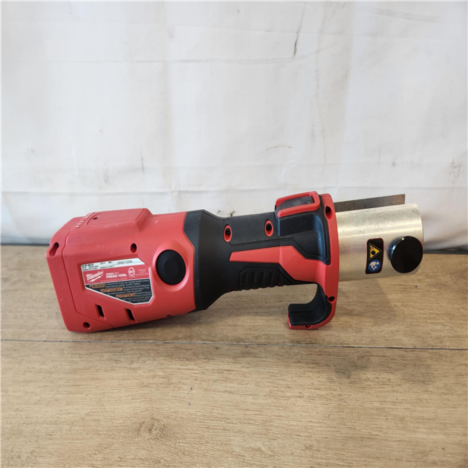 AS-IS- Milwaukee M18 Force Logic ONE KEY Press Tool 1/2-2 Kit