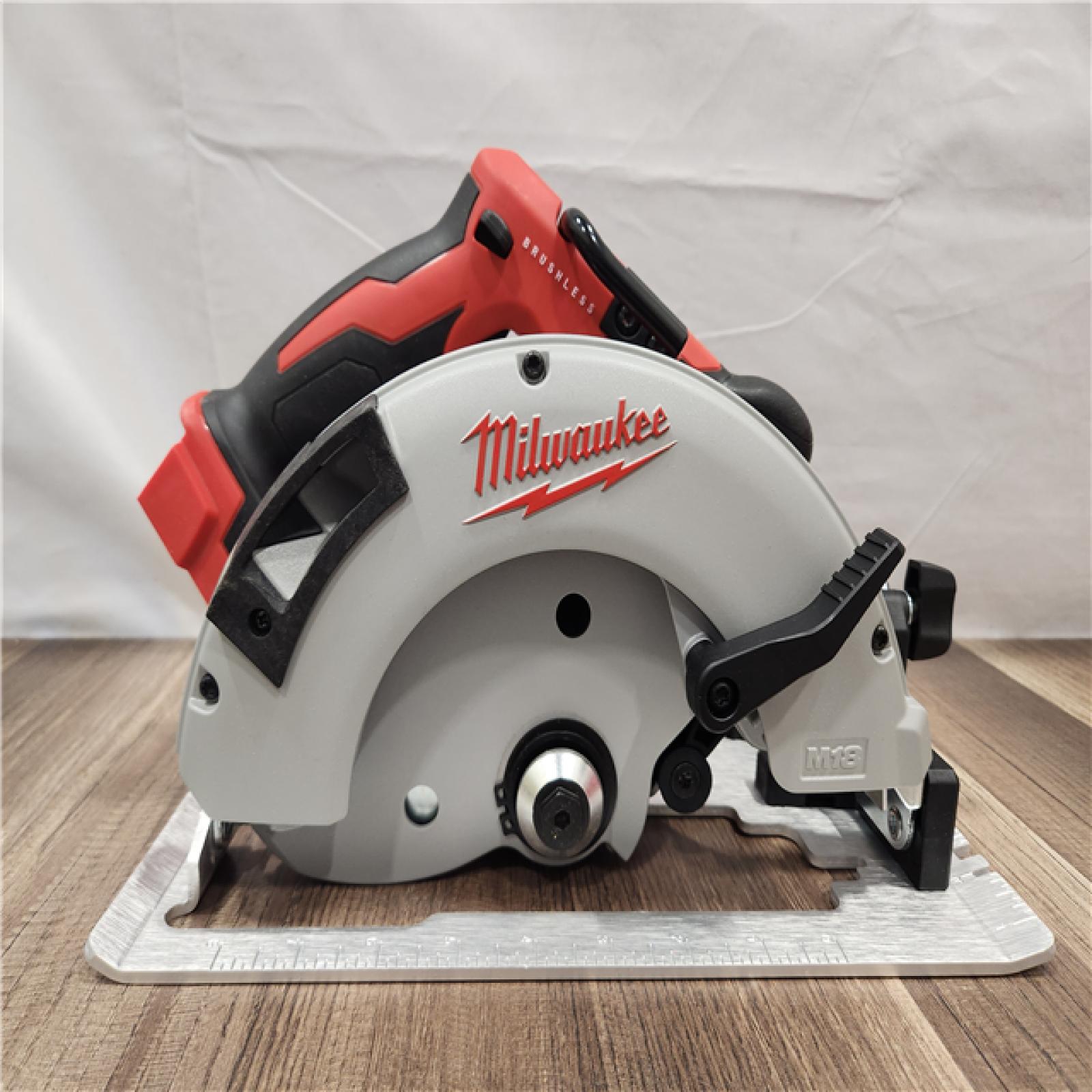 AS-IS- MILWAUKEE 7-1/4 REAR HANDLE CIRCULAR SAW (TOOL ONLY)