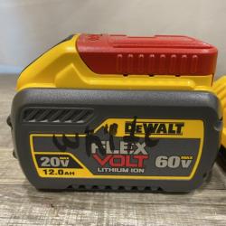 AS-IS DEWALT 20V/60V MAX FLEXVOLT Lithium-Ion 9.0Ah Battery and Charger Starter Kit