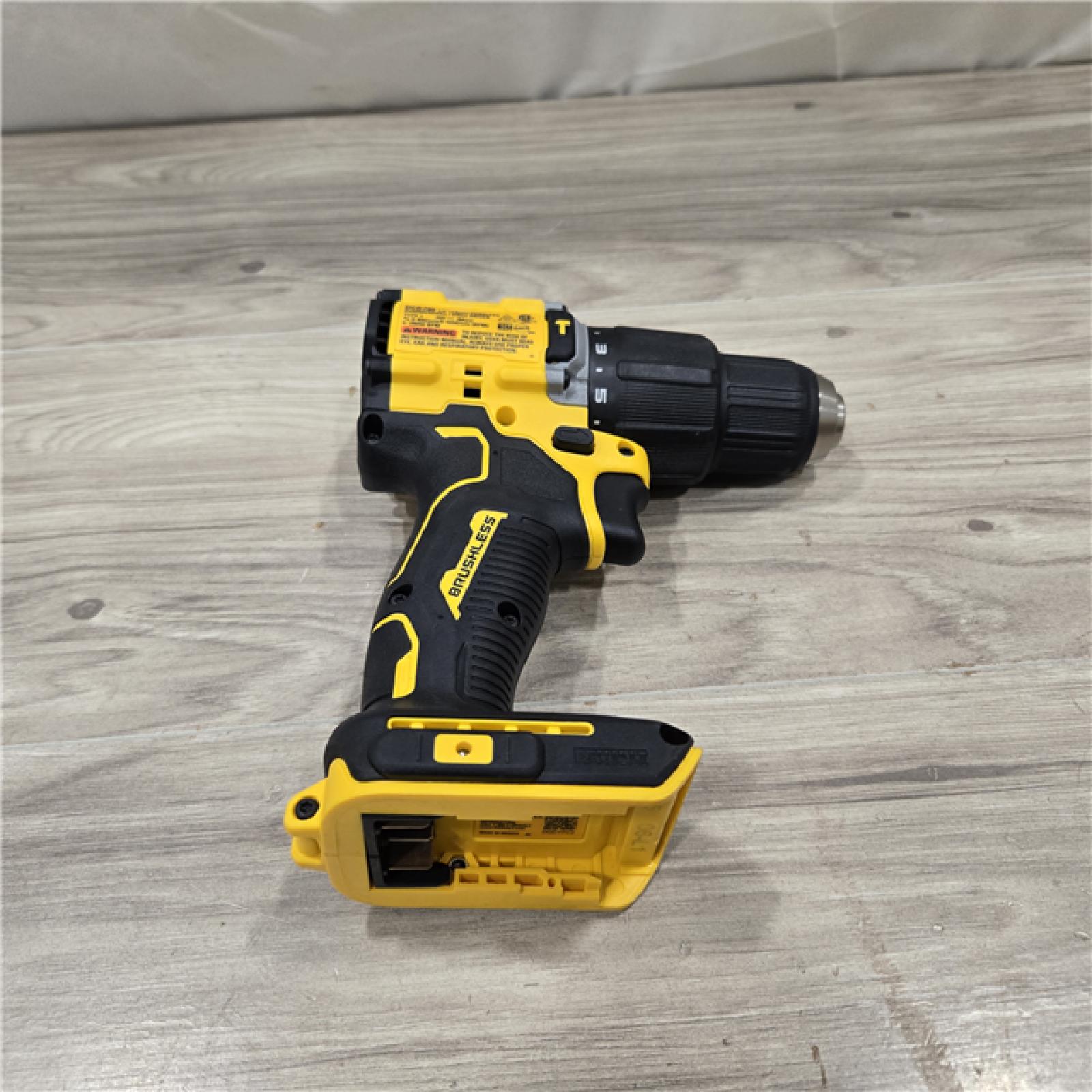AS-IS DEWALT ATOMIC 20V Cordless 1/2 in. Compact Hammer Drill Kit
