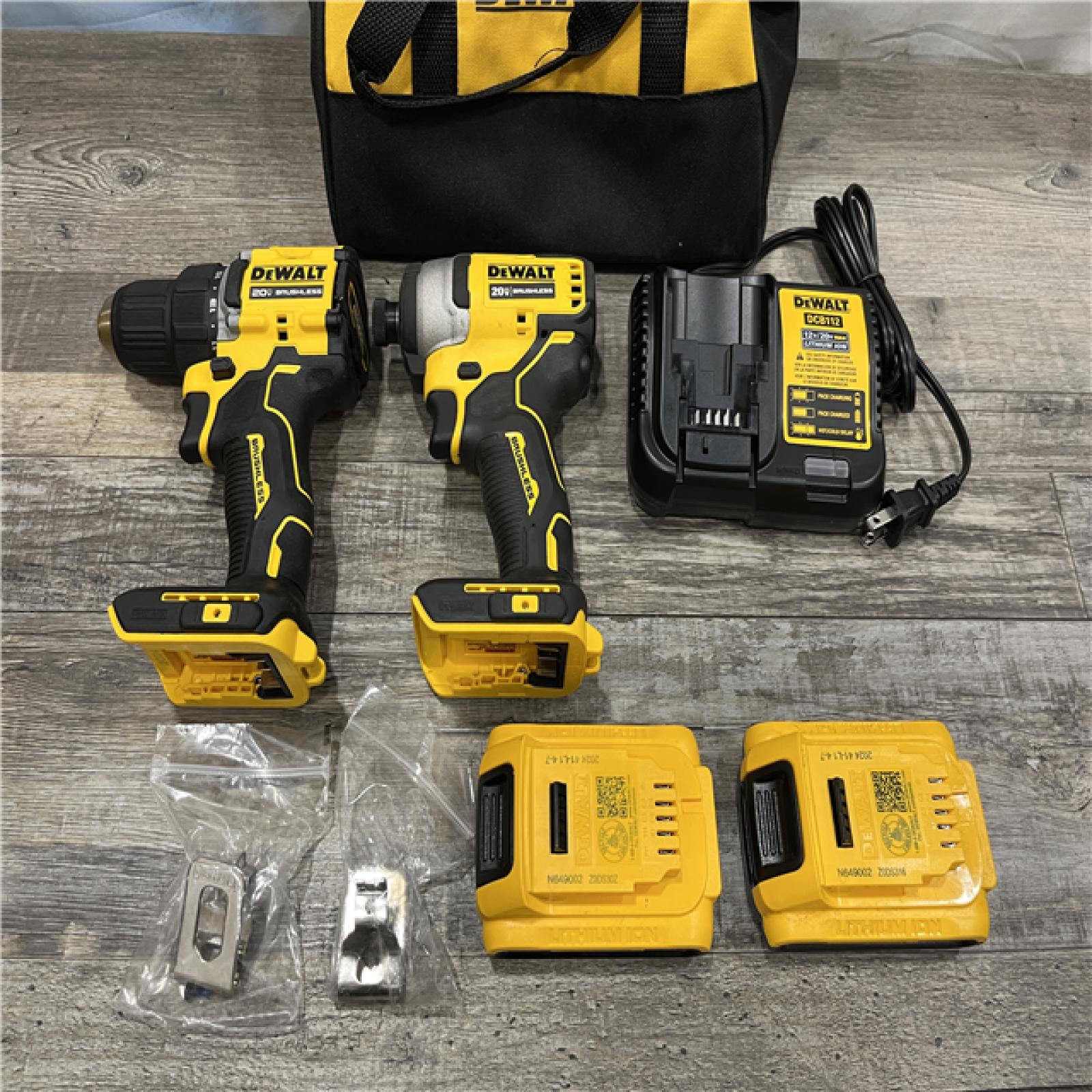 AS-IS DEWALT ATOMIC 20-Volt MAX Lithium-Ion Cordless Combo Kit