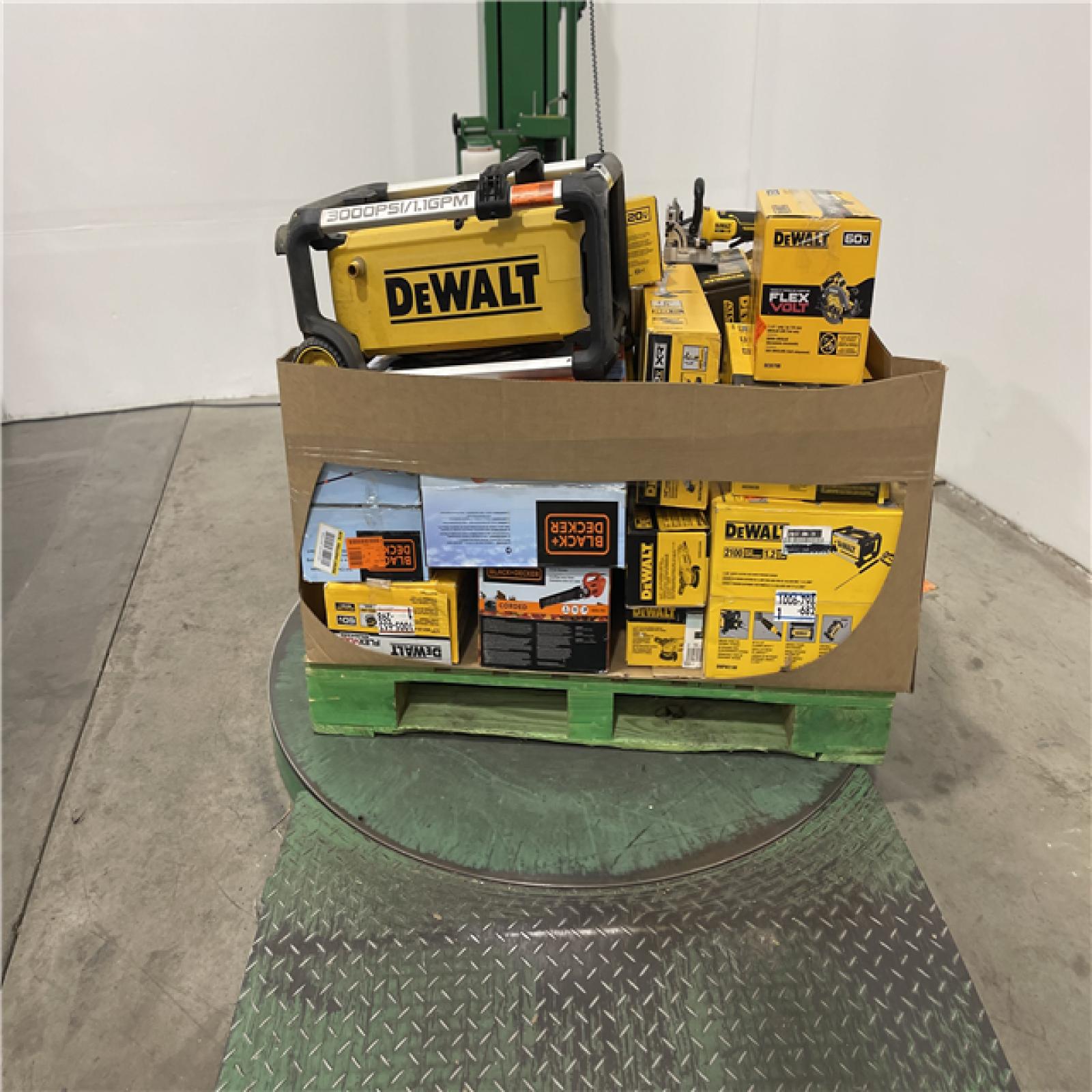 Dallas Location - As-Is Tool Pallet