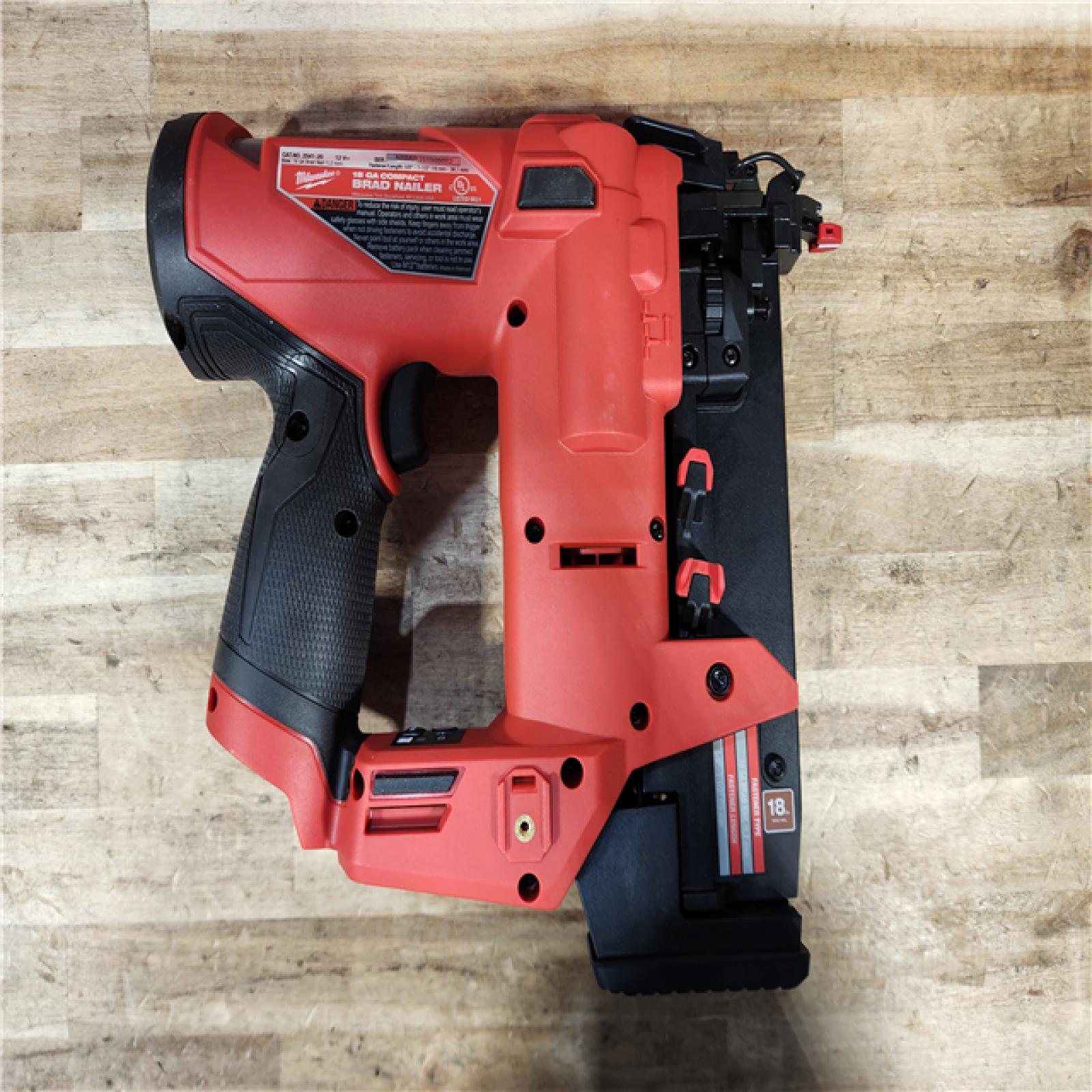 HOUSTON LOCATION - AS-IS (APPEARS LIKE NEW) Milwaukee FUEL 12-Volt Lithium-Ion Brushless Cordless 18-Gauge 1-1/2 in. Compact Brad Nailer (Tool Only)