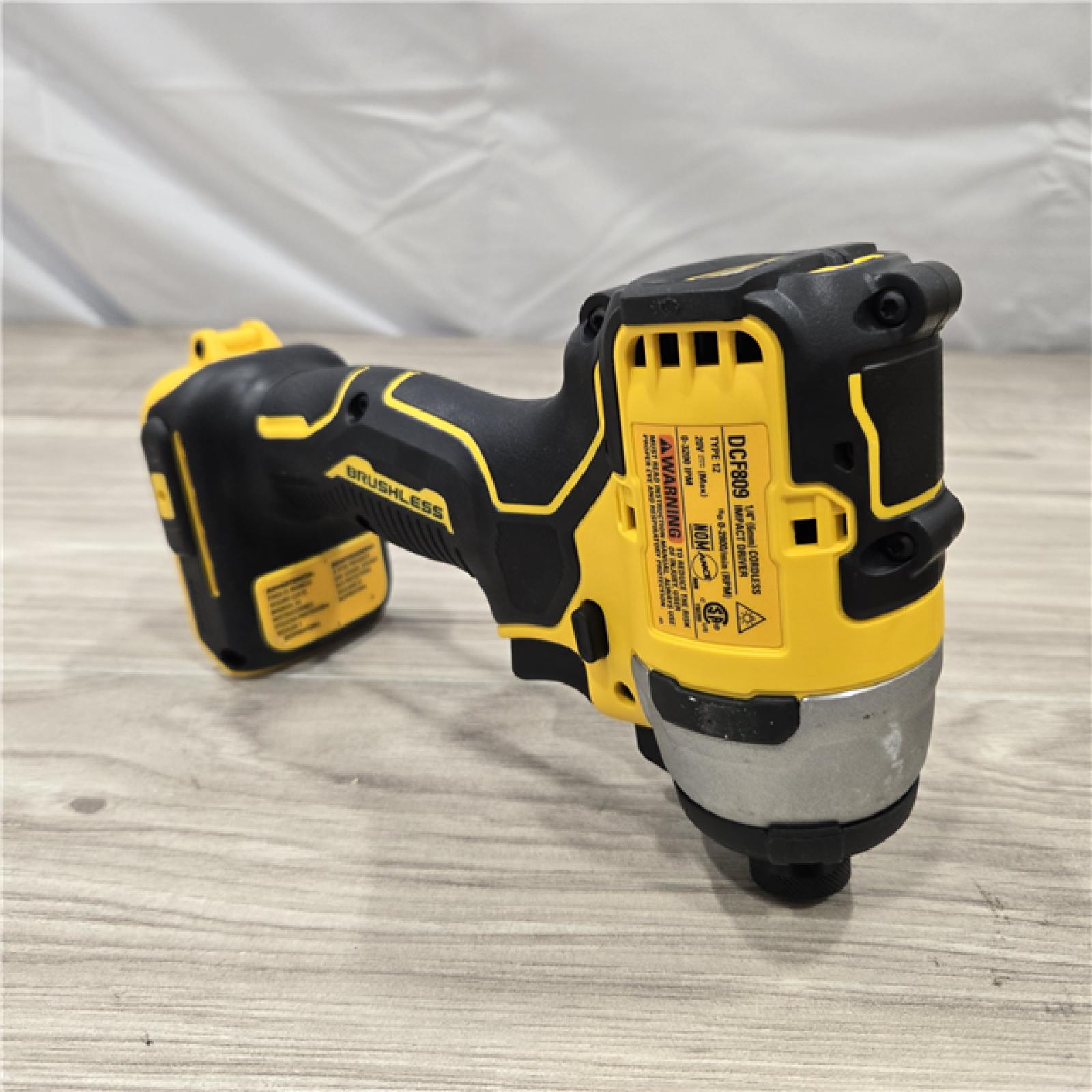 AS-IS Dewalt DCK225D2 20V MAX ATOMIC Cordless Drill Driver and Impact Driver Combo Kit