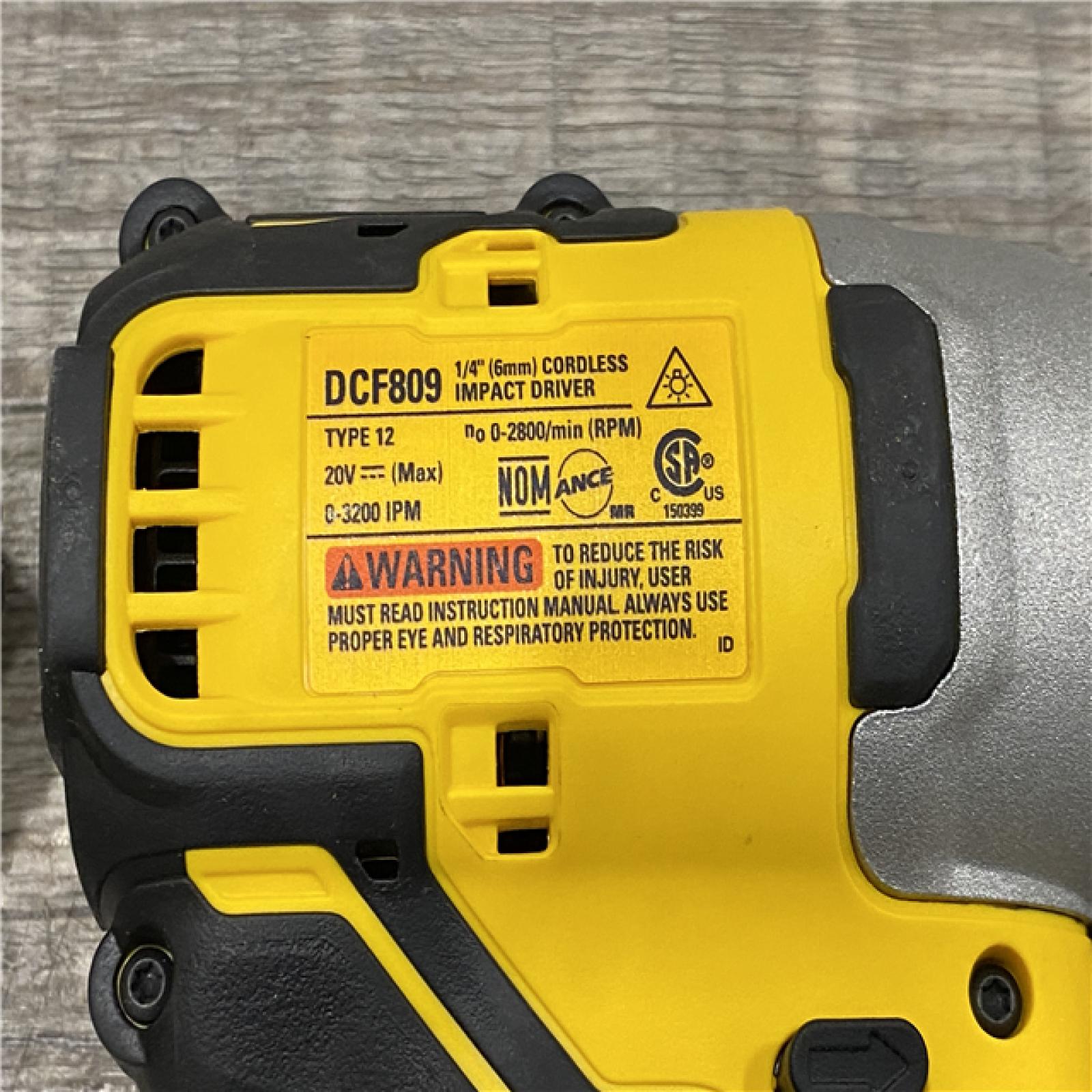 AS-IS DEWALT ATOMIC 20-Volt MAX Lithium-Ion Cordless (2-Tool) Combo Kit