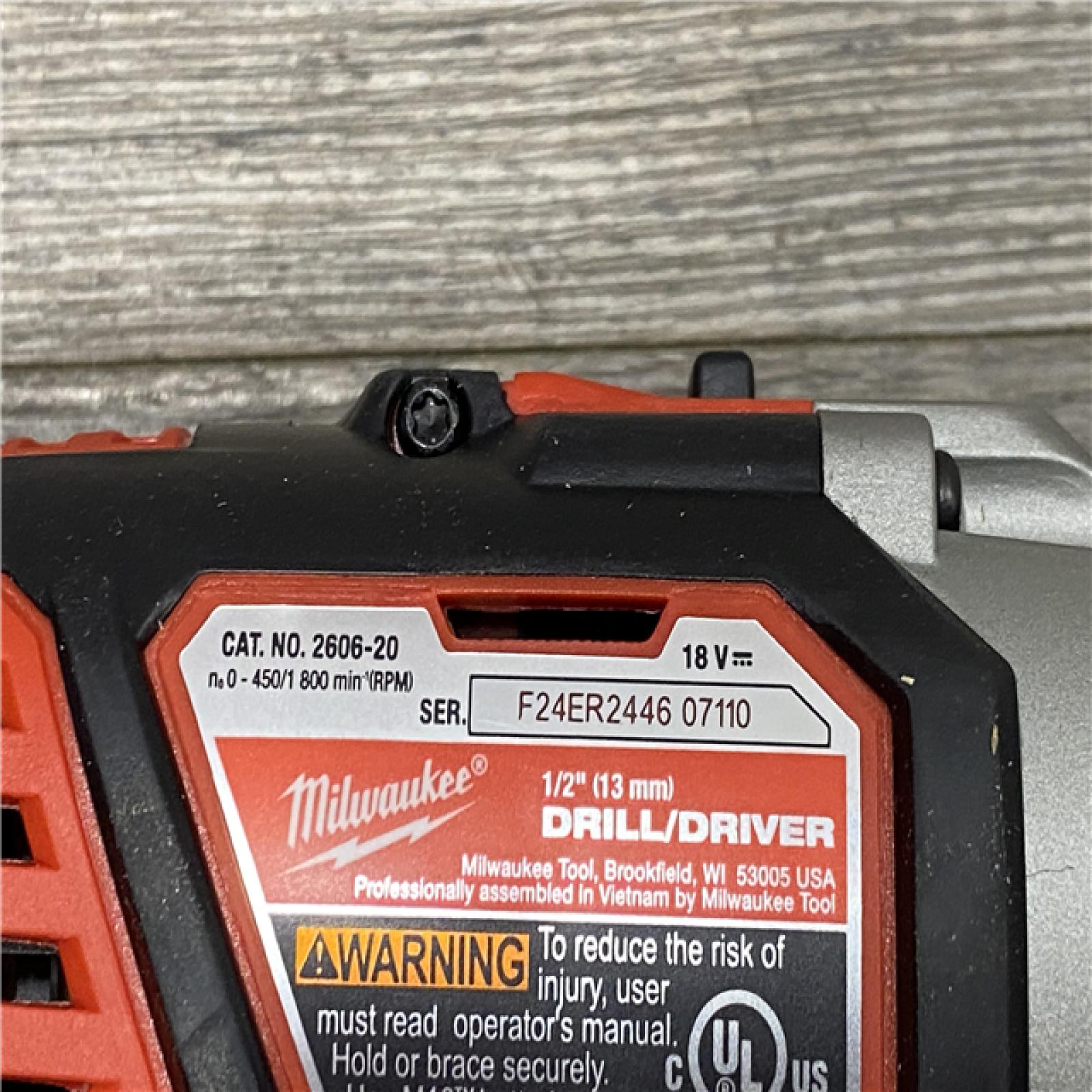 AS-IS Milwaukee 18V Lithium-Ion Cordless Drill Driver/Impact Driver Combo Kit