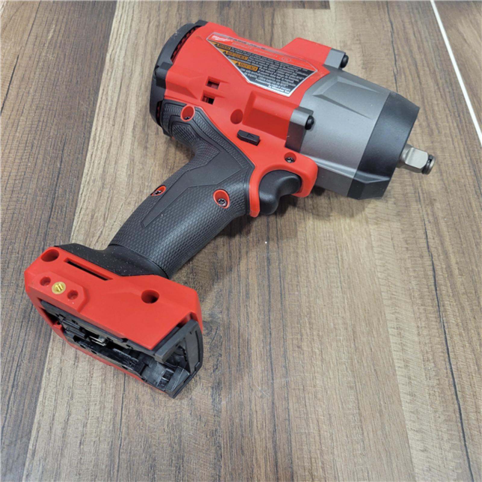 AS-IS Milwaukee M18 1/2 in. Cordless Brushless High Torque Impact Wrench Kit (Battery & Charger)