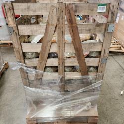 Phoenix Location MSI LHDFBROWN.5CU20 0.50 in. Quantum Copper Brown Fire Glass - 20 lb. Bag (40+ Bags)