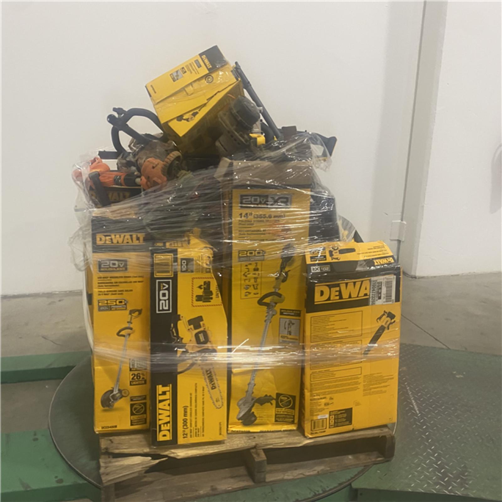 Dallas Location - As-Is DEWALT Tool Pallet