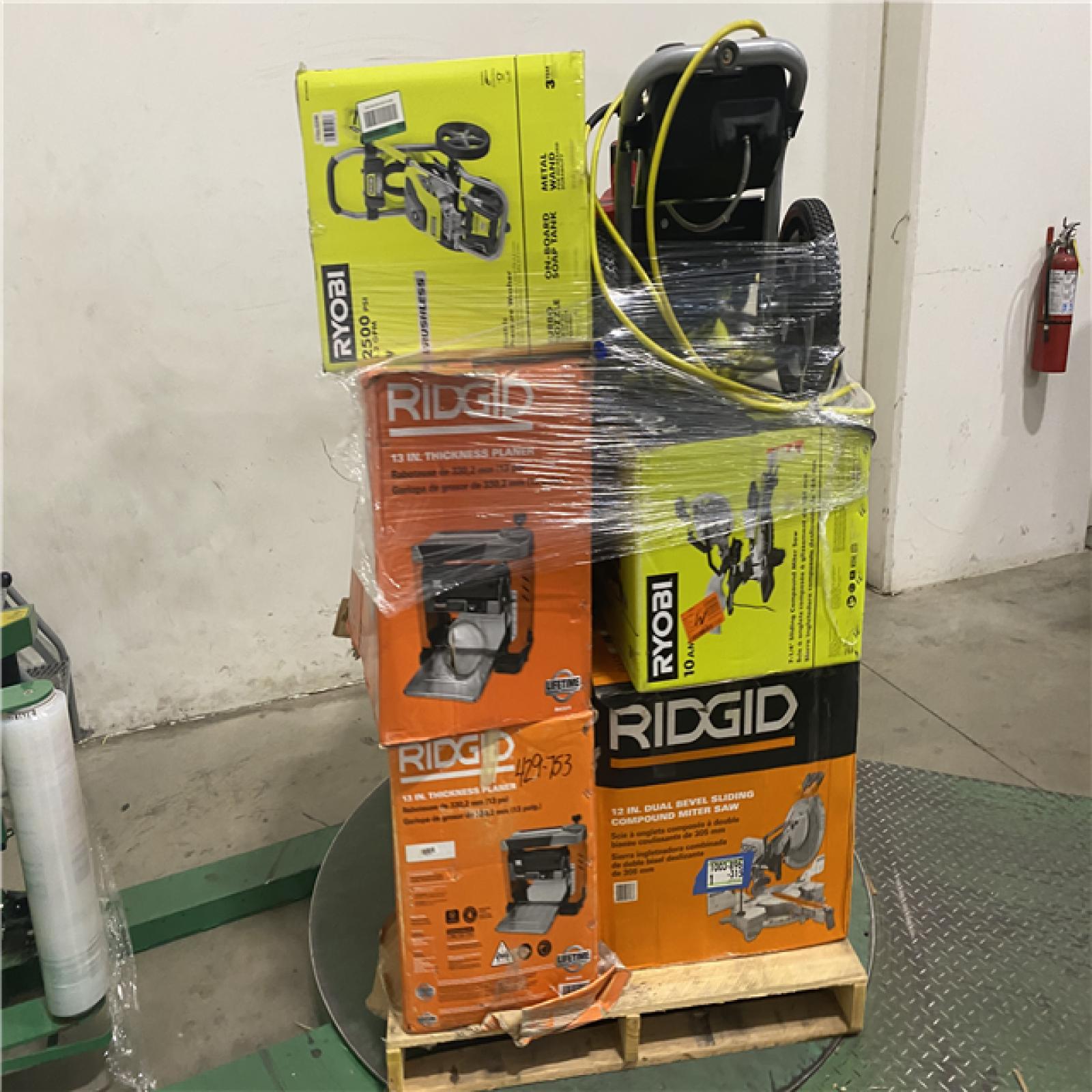 Dallas Location - As-Is Tool Pallet