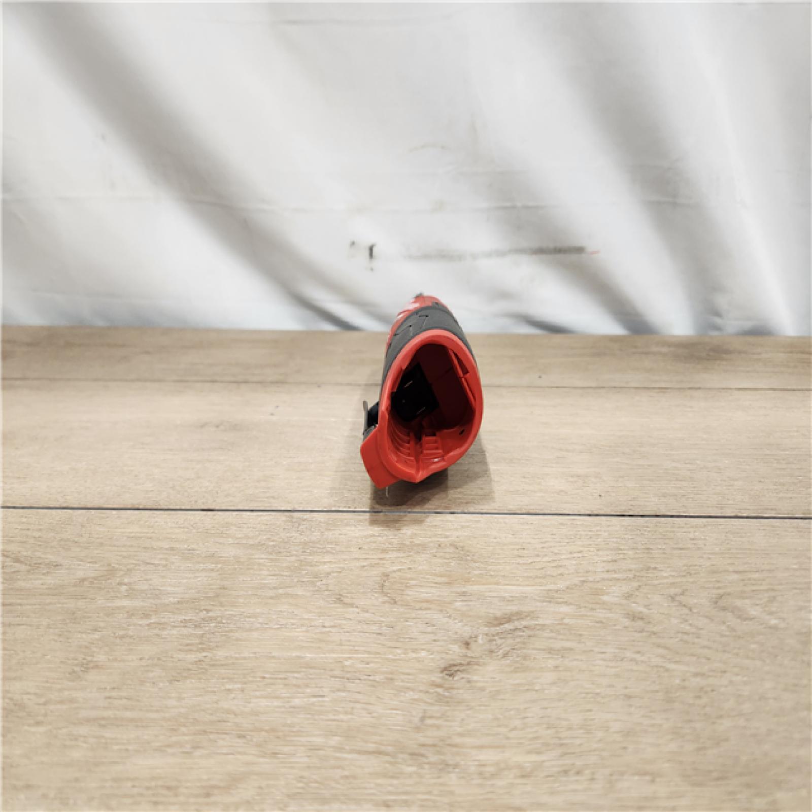 AS-IS- M12 FUEL 12V Lithium-Ion Brushless Cordless 3/8 in. Extended Reach High Speed Ratchet Kit