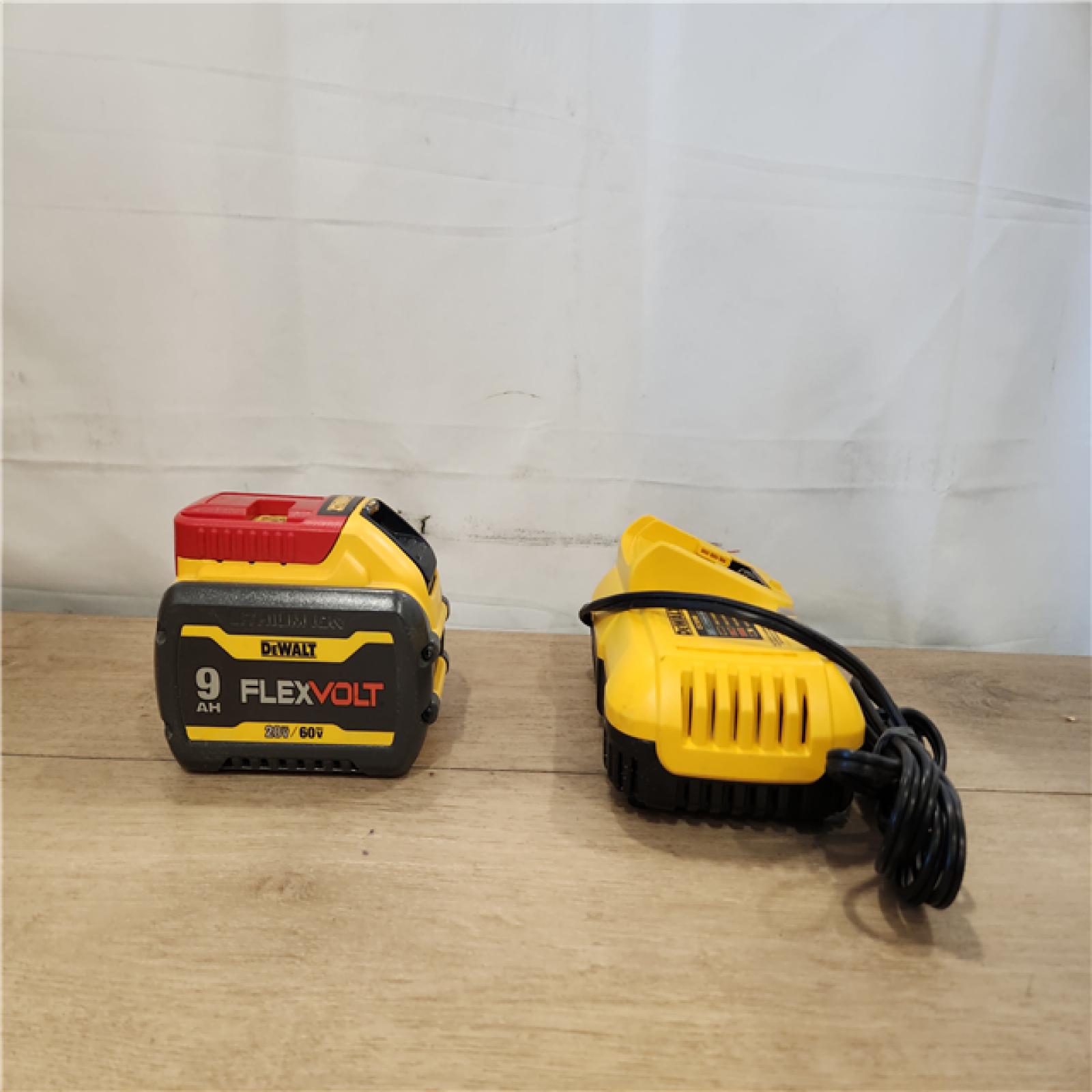 AS-IS- DEWALT 20V/60V MAX FLEXVOLT Lithium-Ion 9.0Ah Battery and Charger Starter Kit