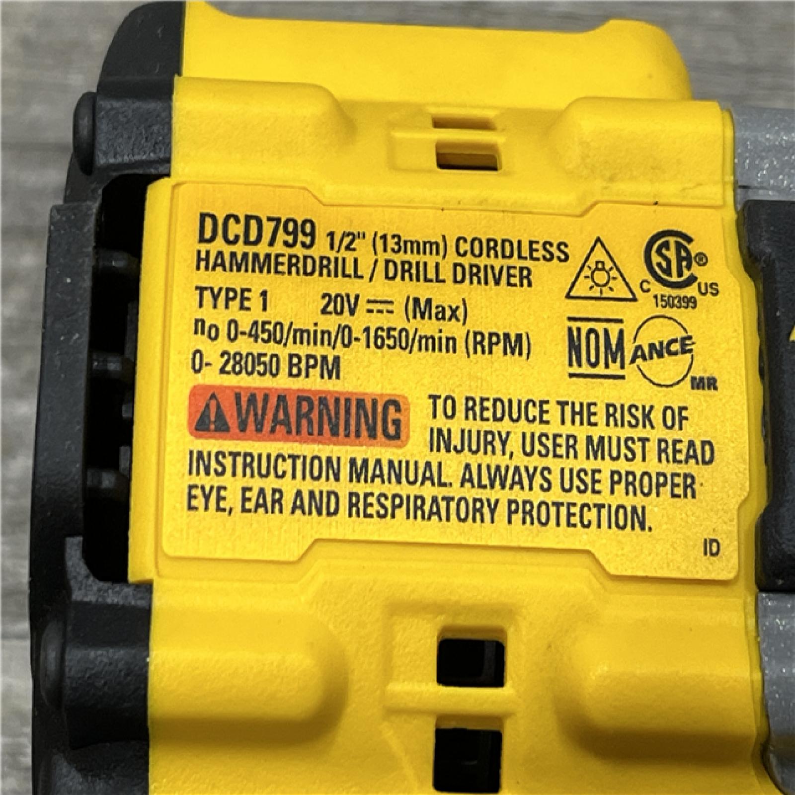AS-IS DEWALT ATOMIC 20V Lithium-Ion Cordless 1/2 in. Hammer Drill Kit