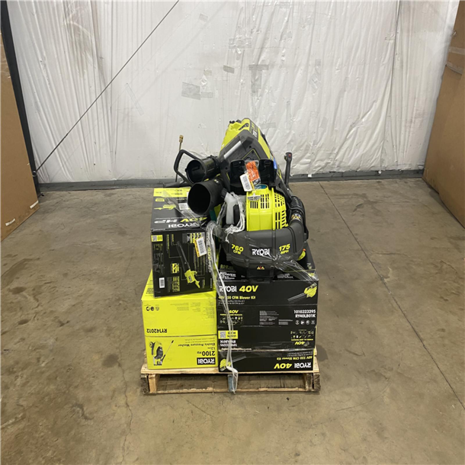 Houston Location AS IS - Tool Pallet