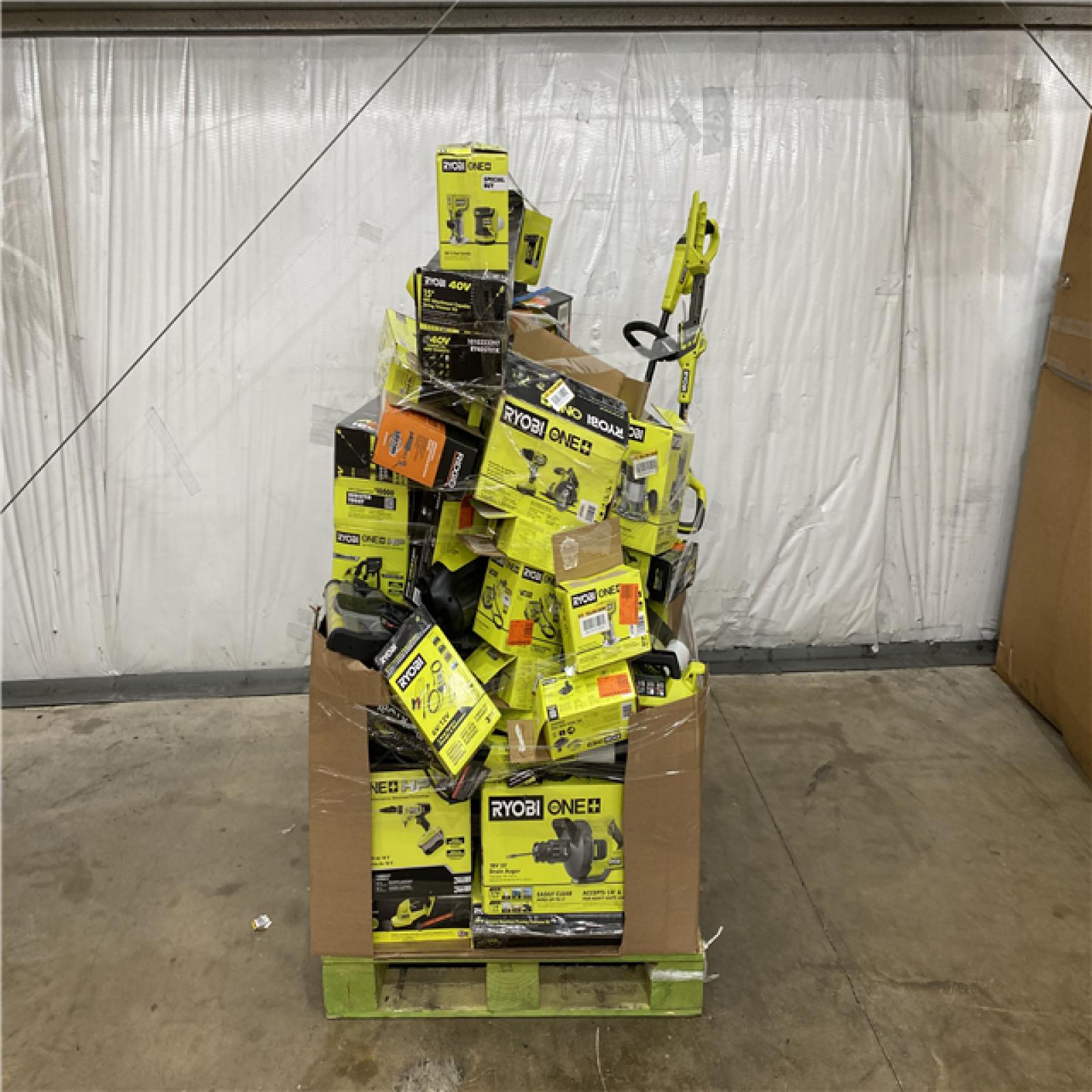 Houston Location AS IS - Tool Pallet