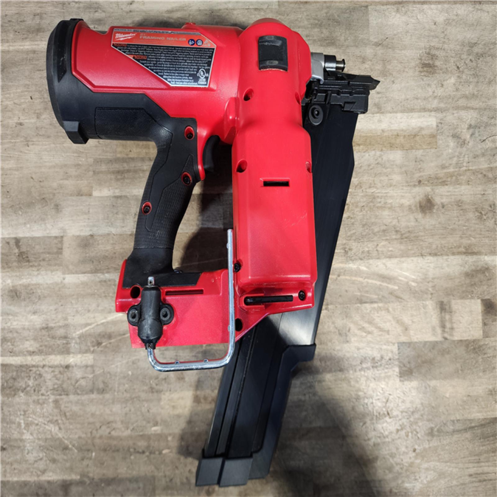 HOUSTON LOCATION - AS-IS (APPEARS LIKE NEW) Milwaukee 2744-20 M18 FUEL 3-1/2 in. 18V 21-Degree Lithium-Ion Brushless Cordless Framing Nailer (Tool-Only)