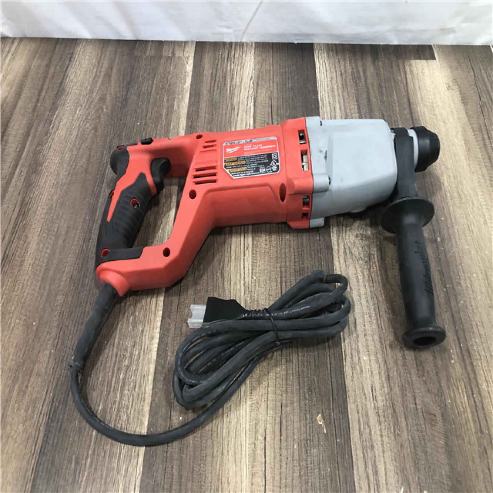 AS-IS Milwaukee 8 Amp Corded 1 in. SDS D-Handle Rotary Hammer