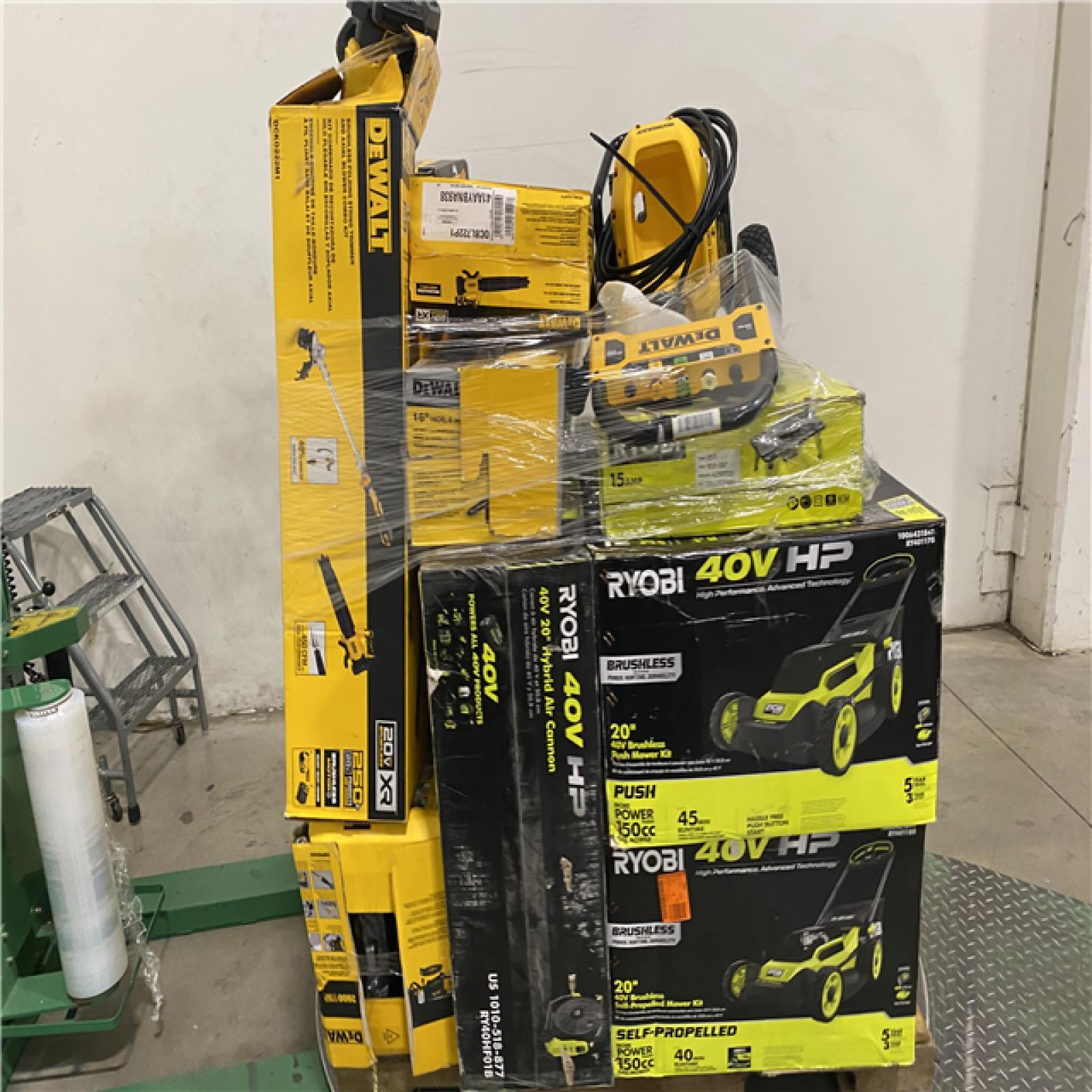 Dallas Location - As-Is Tool Pallet