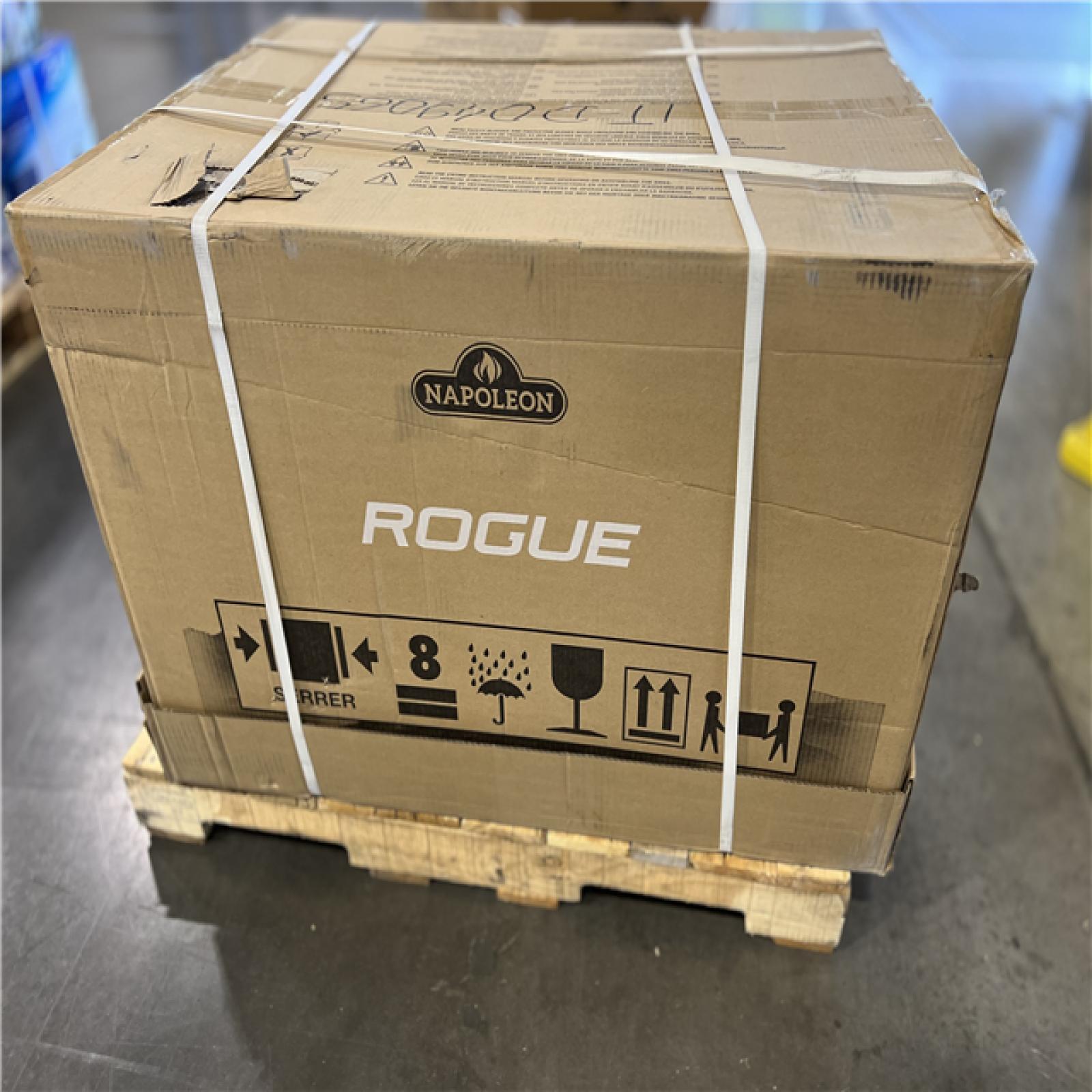 DALLAS LOCATION - NAPOLEON Rogue 4-Burner Propane Gas Grill in Stainless Steel with Infrared Rear and Side Burners