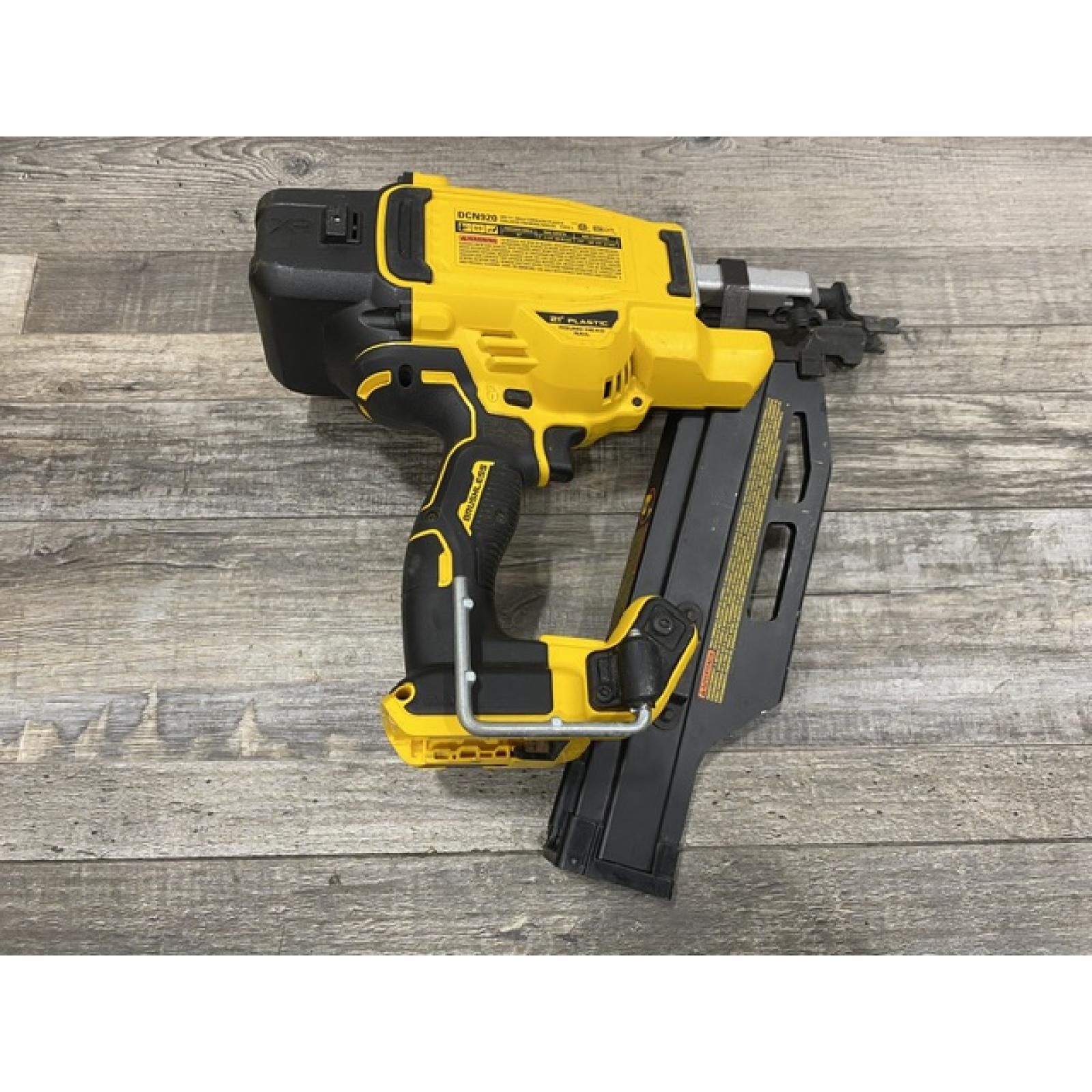 AS-IS DEWALT 20-Volt 21° Cordless Framing Nailer (Tool-Only)