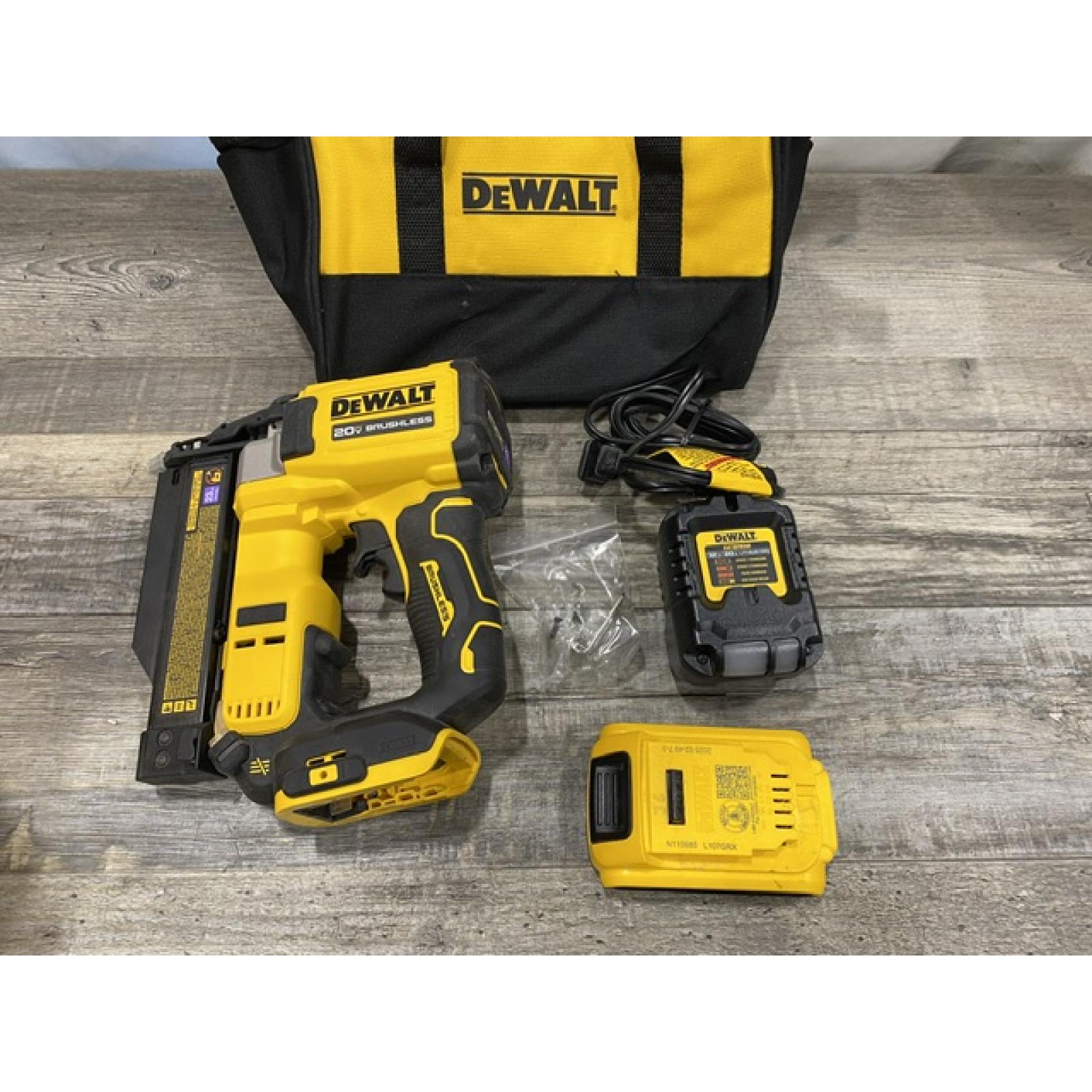 AS-IS DEWALT ATOMIC 20V MAX Lithium Ion Cordless 23 Gauge Pin Nailer Kit