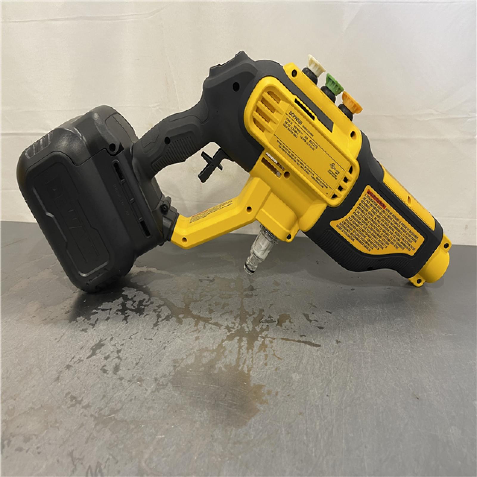 AS-IS - Dewalt 20V 550 PSI 1 GPM Cordless Power Cleaner