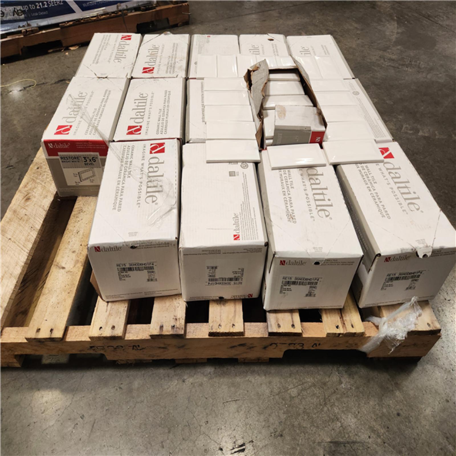 Phoenix Location Daltile Restore Bright White 3 in. x 6 in. Glossy Ceramic Subway Wall Tile (140 sq. ft. /14 case)
