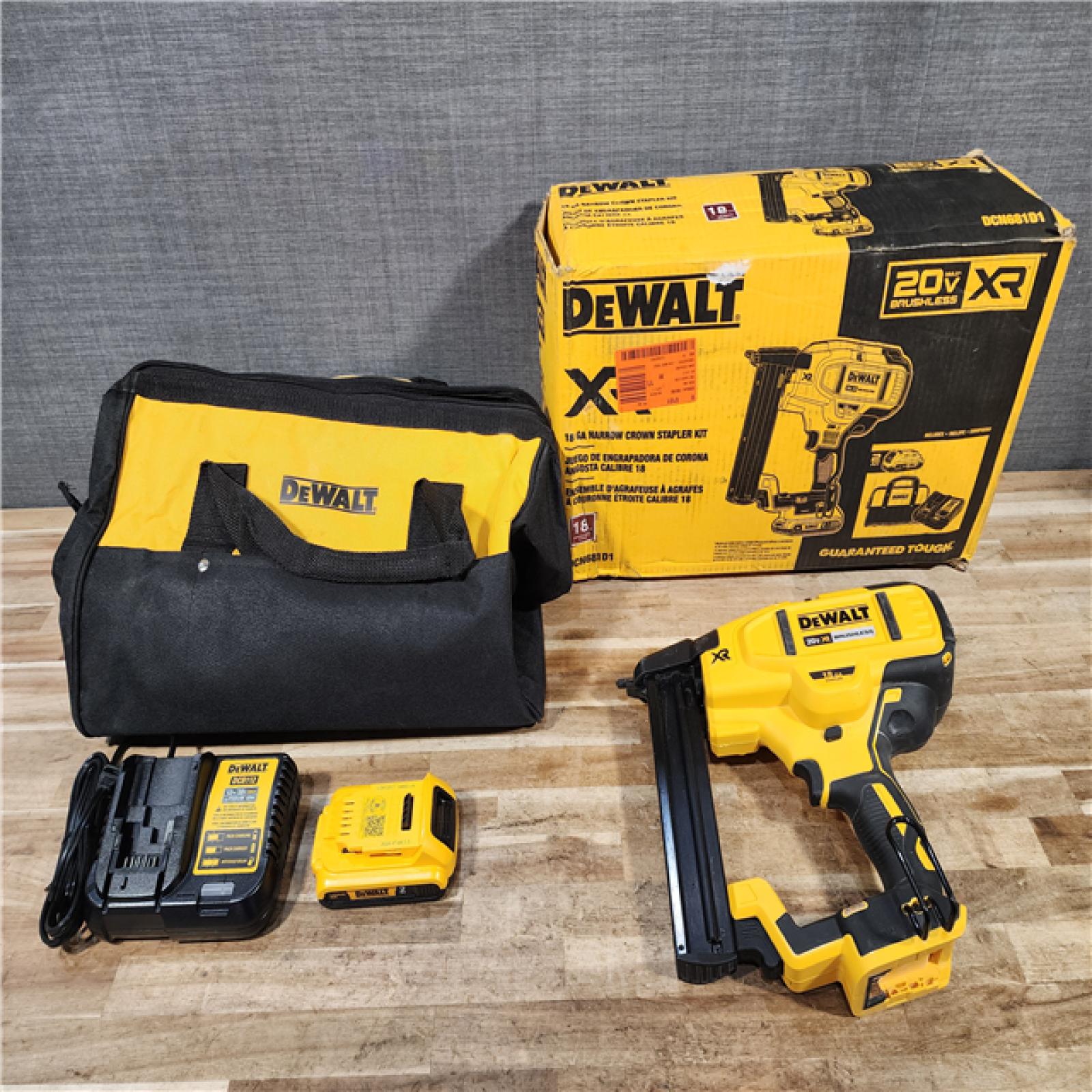 HOUSTON LOCATION - AS-IS DEWALT 20V MAX XR Lithium-Ion Cordless 18-Gauge Narrow Crown Stapler Kit