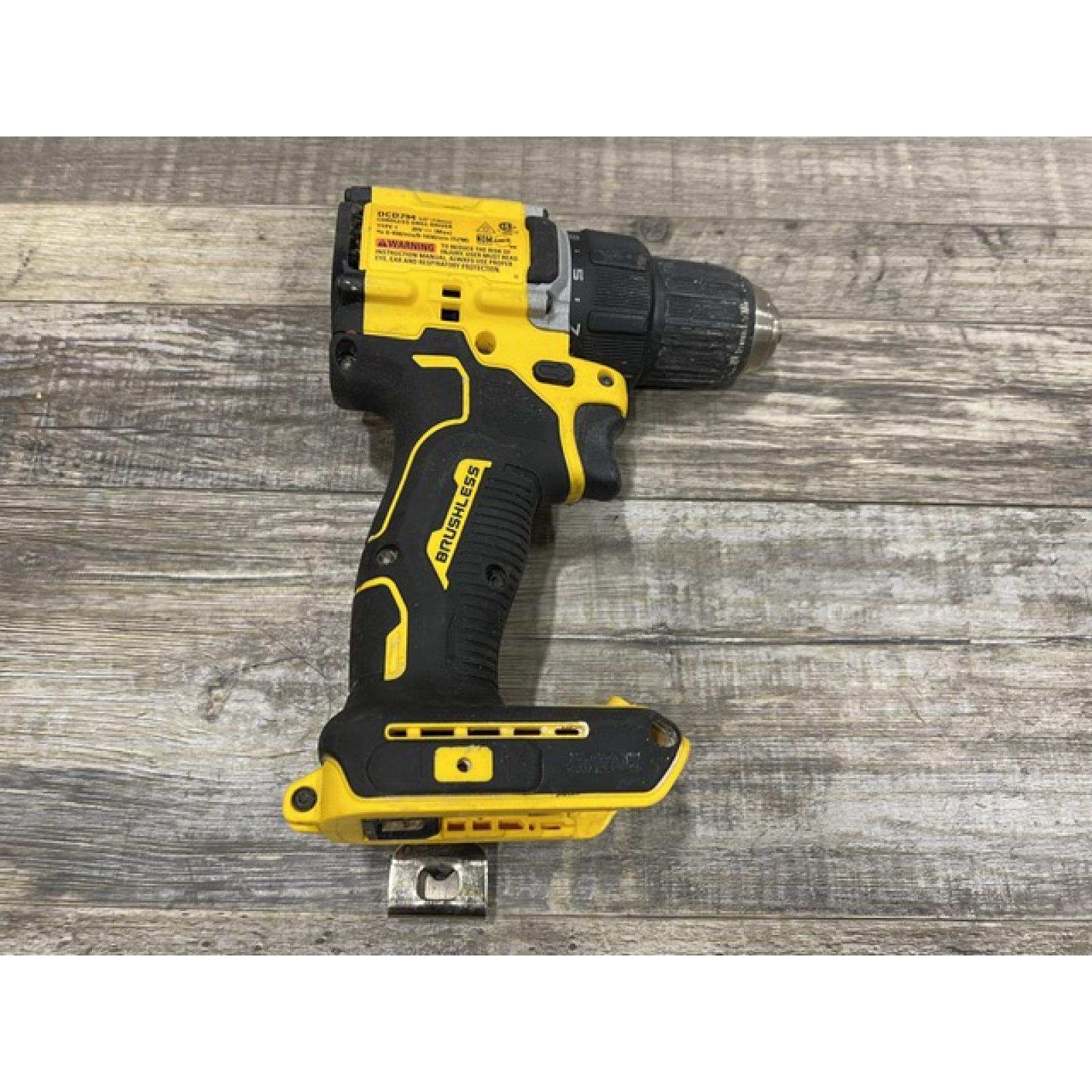 AS-IS DEWALT Atomic 20V Lithium-Ion Cordless Compact 1/2 in. Drill/Driver Kit