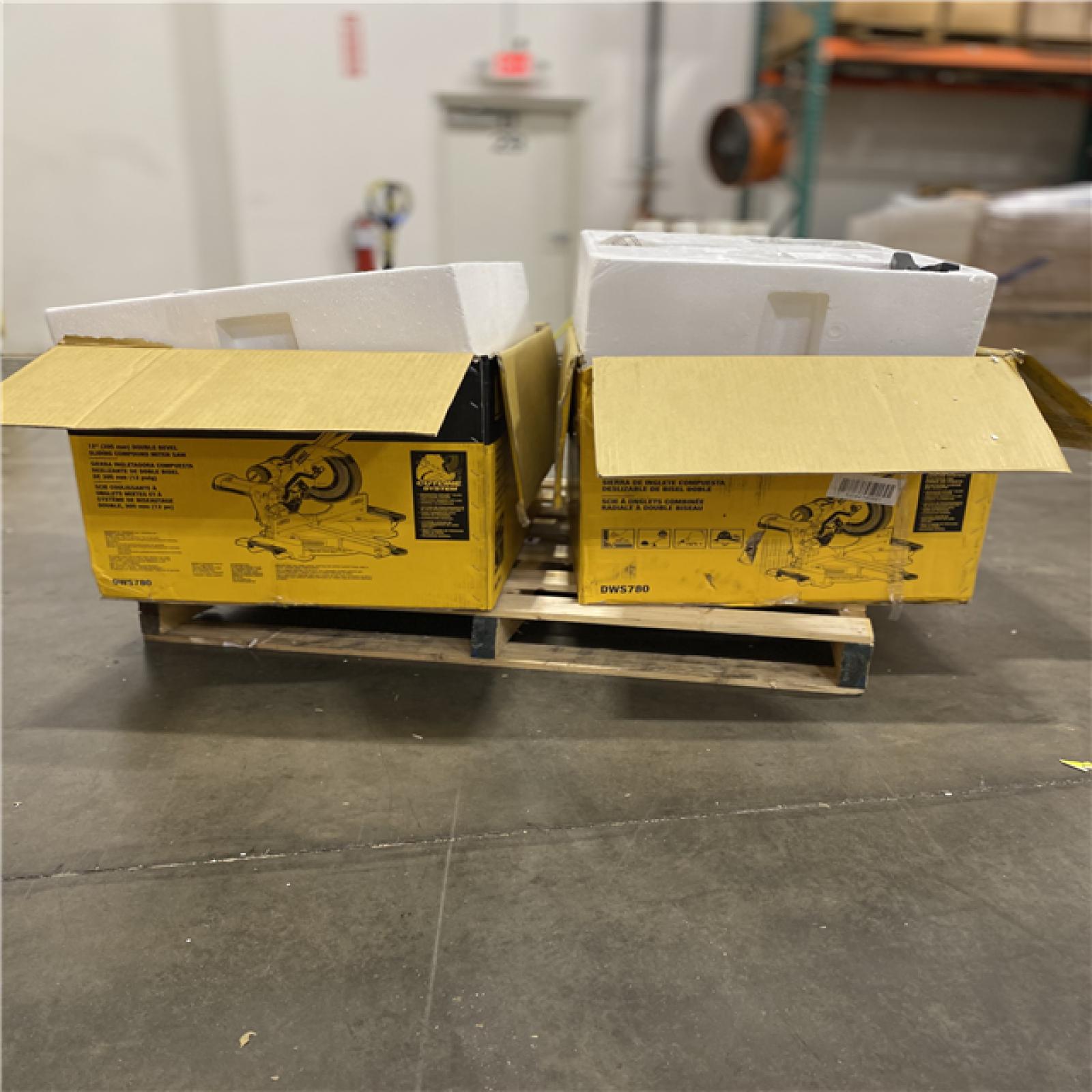 Dallas Location - As-Is DWS780-  DEWALT 15 Amp Corded 12 in. Double Bevel Sliding Compound Miter Saw(Lot Of 2)