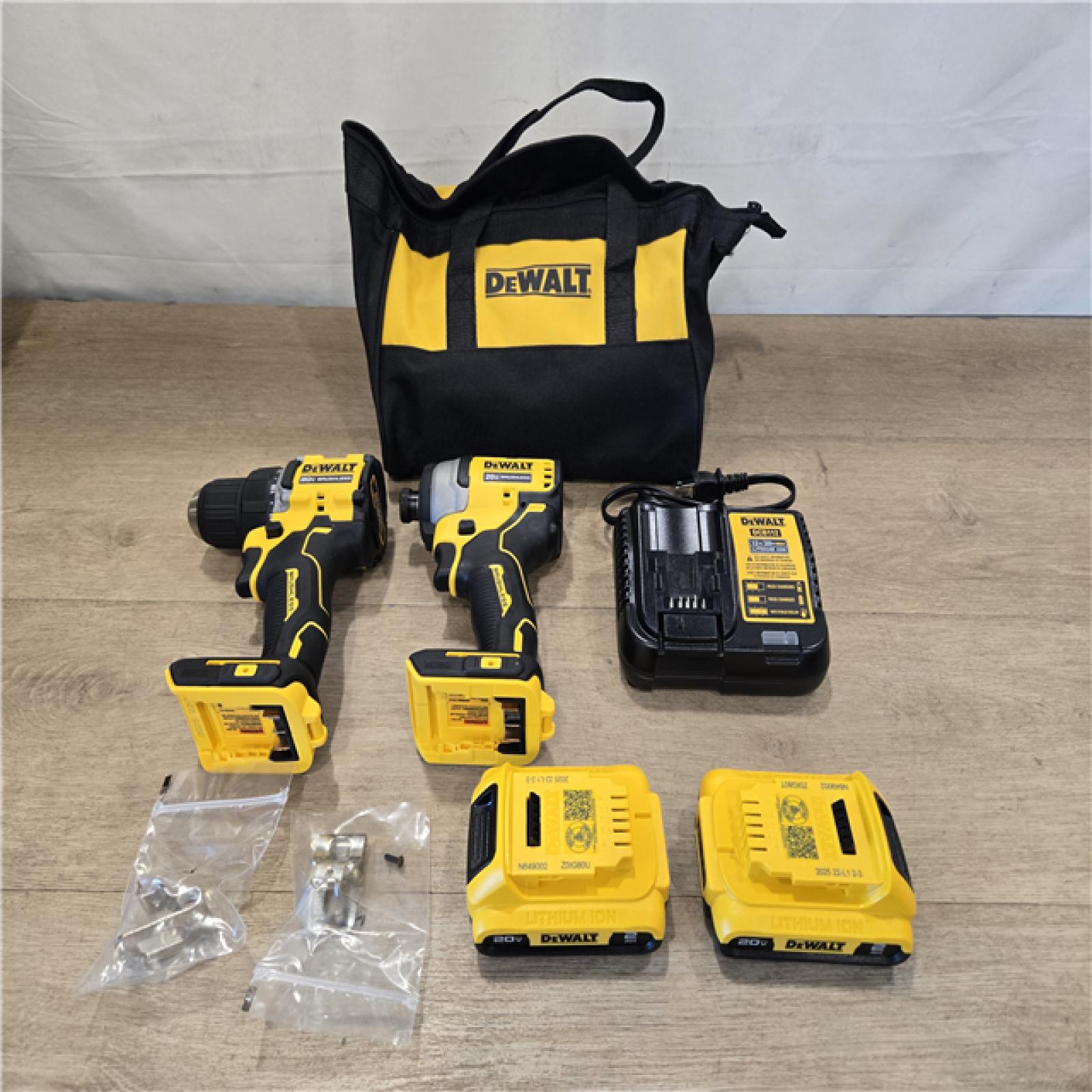 AS-IS DEWALT ATOMIC 20-Volt MAX Lithium-Ion Cordless Combo Kit