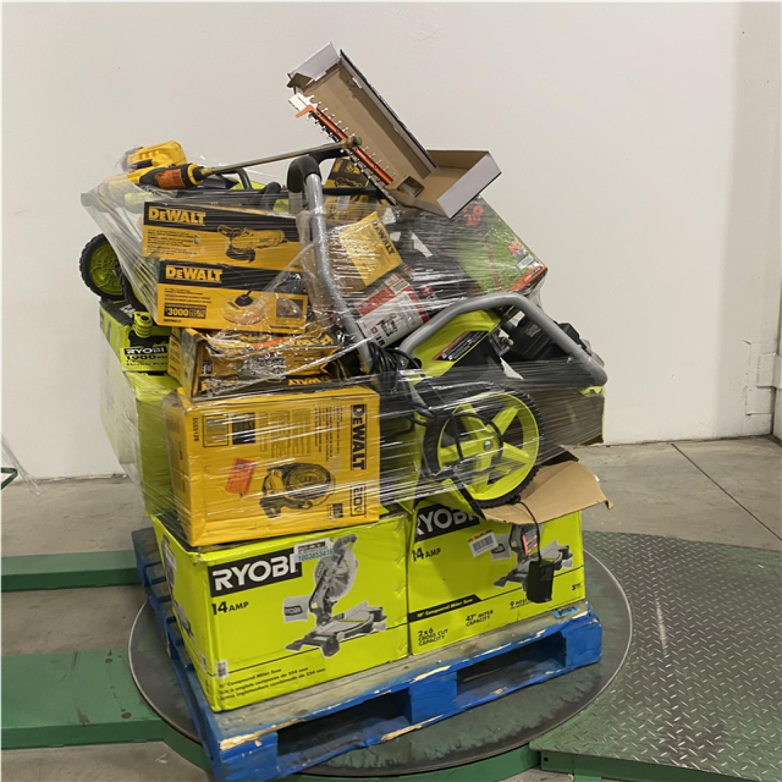 Dallas Location - As-Is Tool Pallet