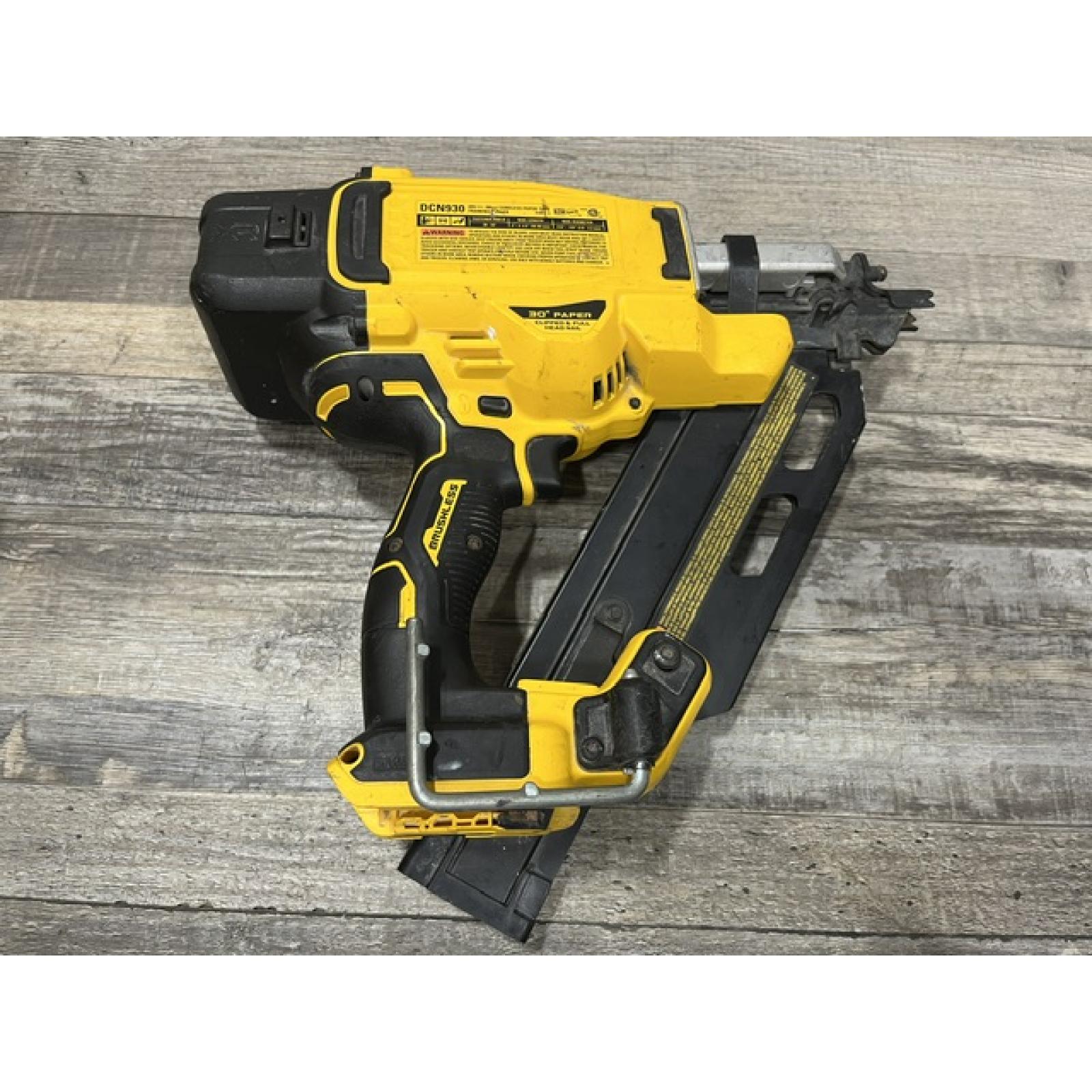 AS-IS DEWALT 20V 30 Degree Cordless Framing Nailer (Tool-Only)