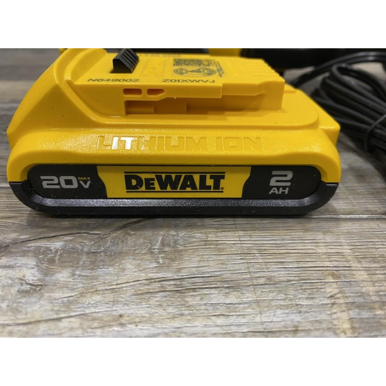 AS-IS DEWALT ATOMIC 20V MAX Cordless Brushless Oscillating Multi Tool Kit