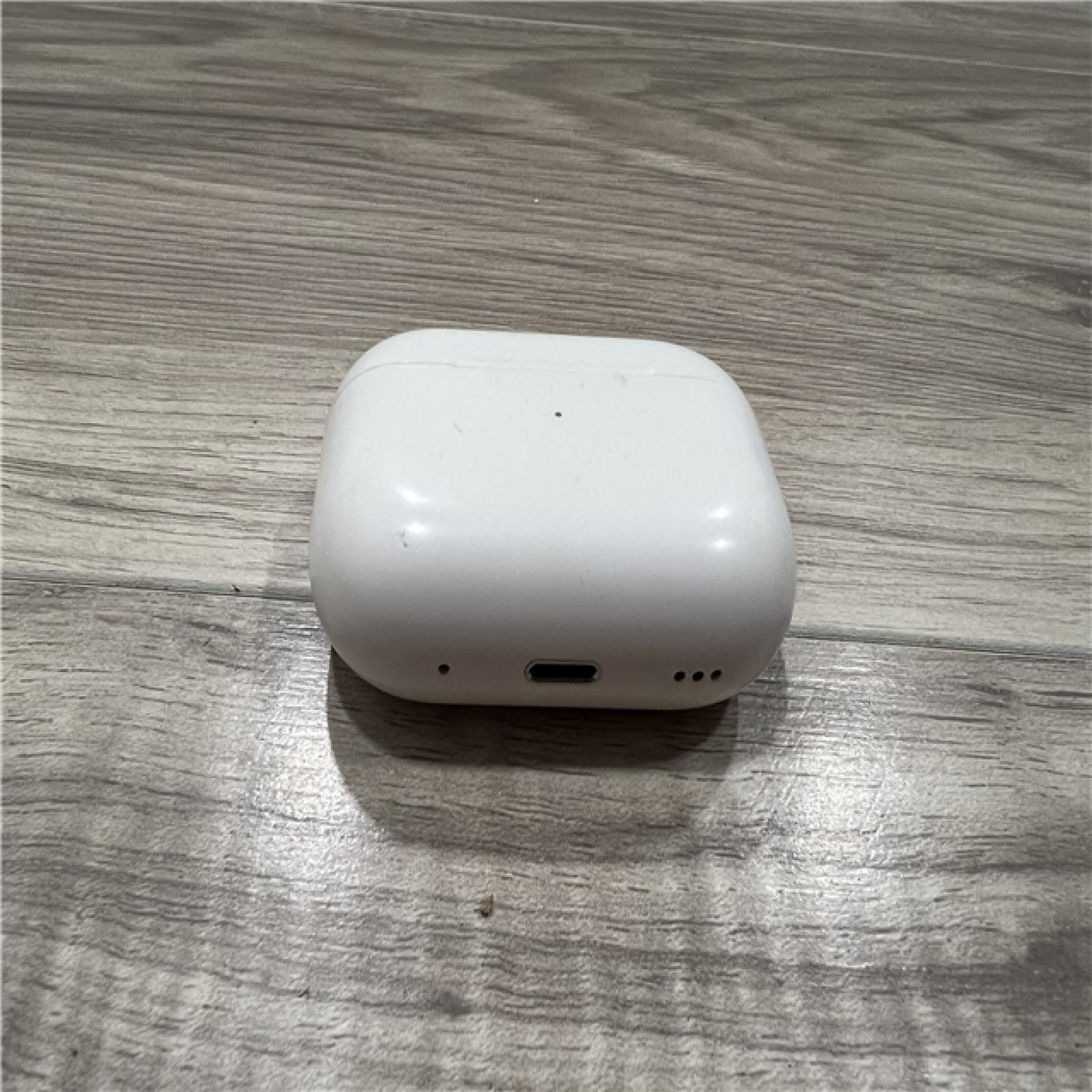 AS-IS Apple -  Apple AirPods Pro (2nd Generation) with the Lightning Charging