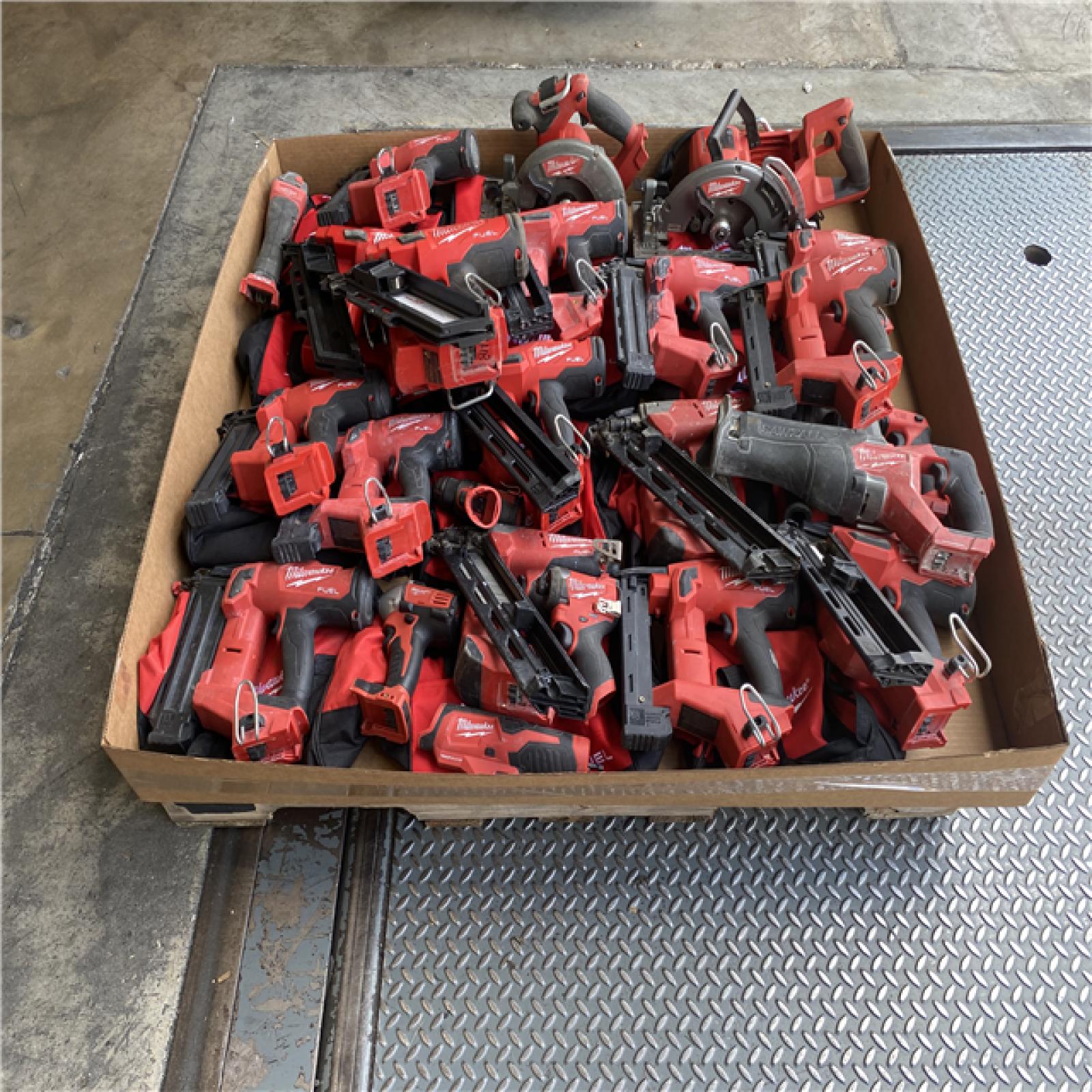 Houston Location AS IS - Tool Pallet