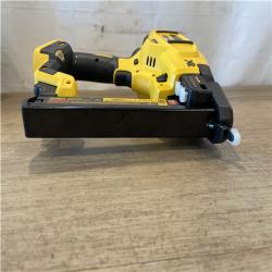 AS-IS DEWALT 20-Volt Max 16-Gauge Cordless Angled Finish Nailer Kit