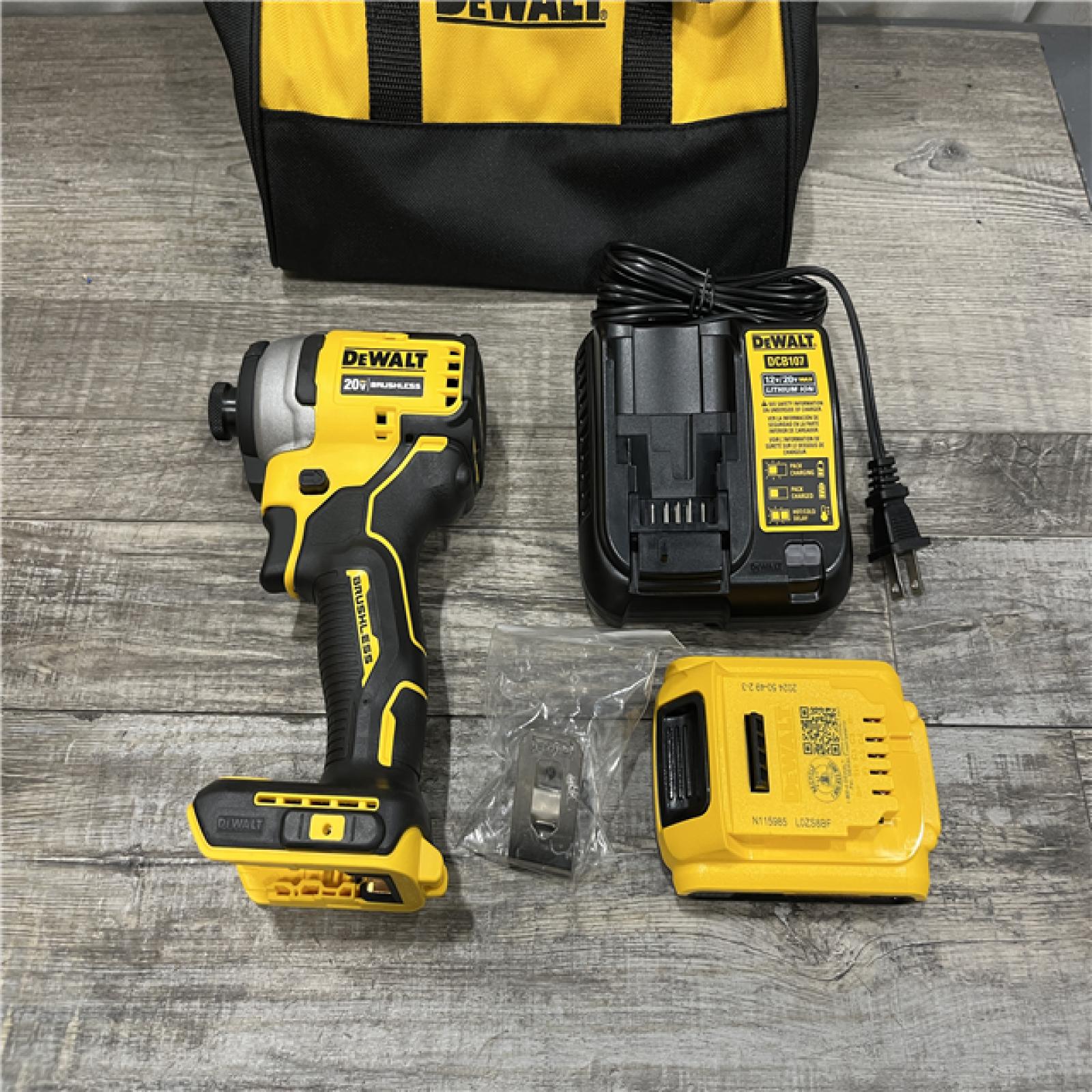 AS-IS DEWALT Atomic 20V Max Lithium-Ion Brushless Cordless Compact 1/4 in. Impact Driver Kit