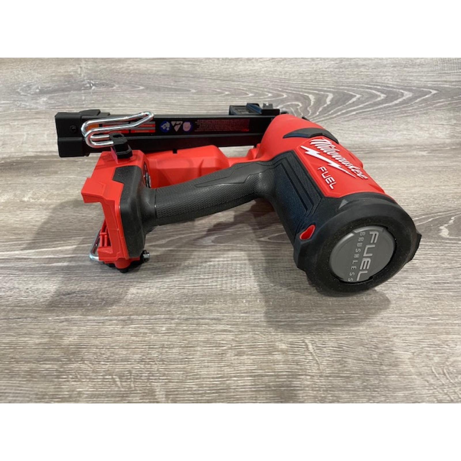 AS-IS Milwaukee FUEL 18-Volt Brushless Lithium-Ion Cordless 21-Degree Duplex Nailer (Tool Only)
