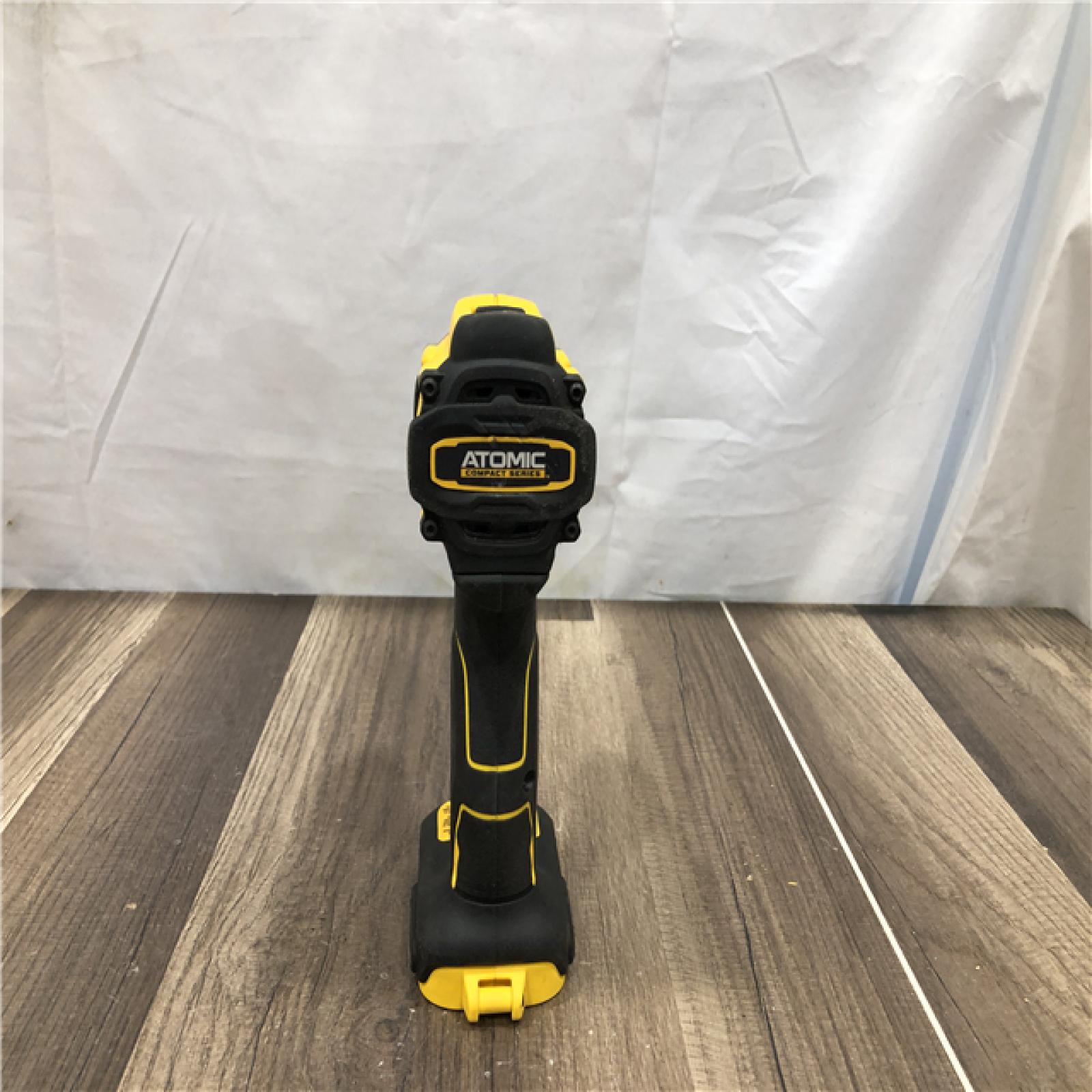 AS-IS DEWALT Atomic 20V Lithium-Ion Cordless Compact 1/2 in. Drill/Driver Kit