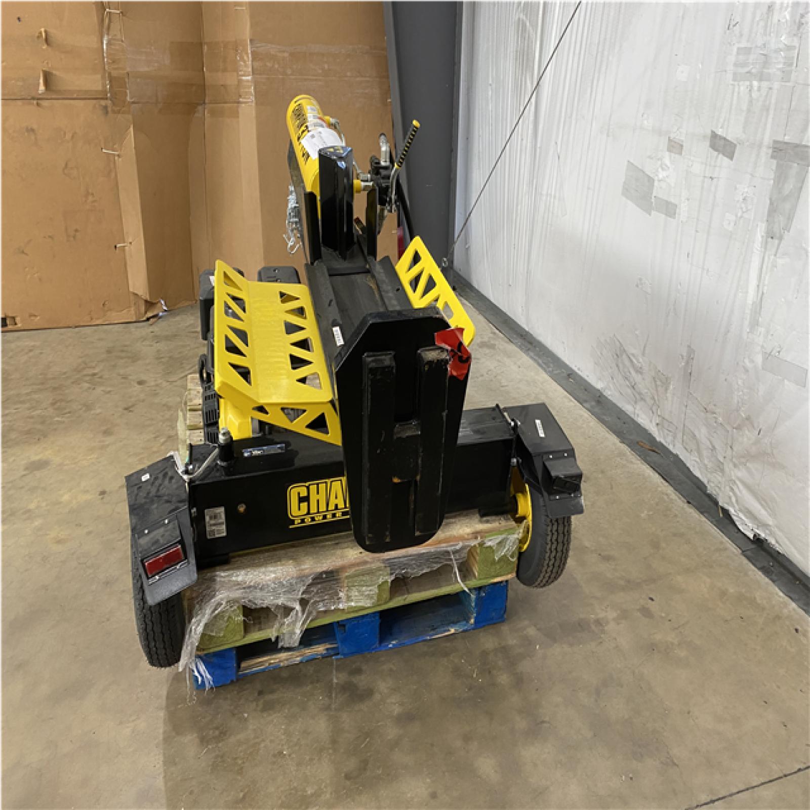 Houston Location - AS-IS Outdoor Power Equipment CHAMPION 37 TON LOG SPLITTER