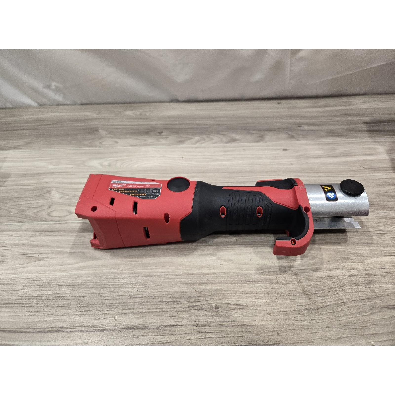 AS-IS Milwaukee 2922-20 M18 18V Cordless FORCE LOGIC Press Tool (Tool-Only)