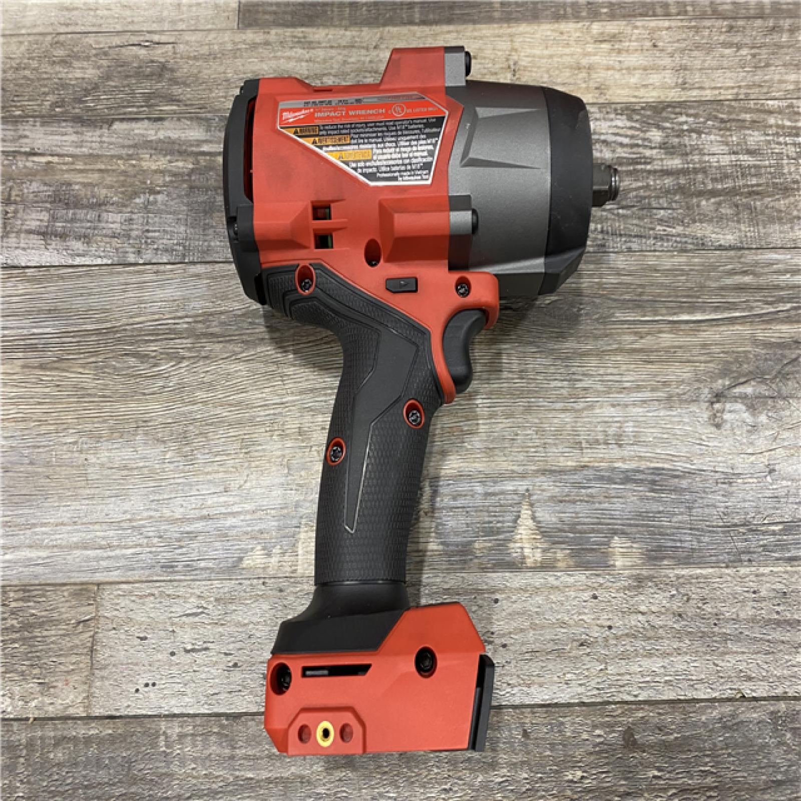 AS-IS Milwaukee FUEL 18V Lithium-Ion Brushless Cordless 1/2 in. Impact Wrench w/Friction Ring Kit