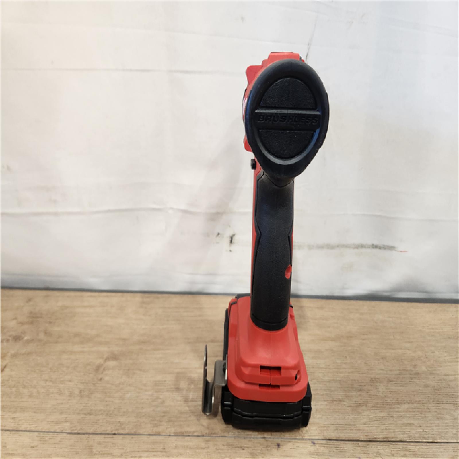 AS-IS- Milwaukee 18V Lithium-Ion Brushless Cordless 1/2 in. Compact Drill/Driver Kit